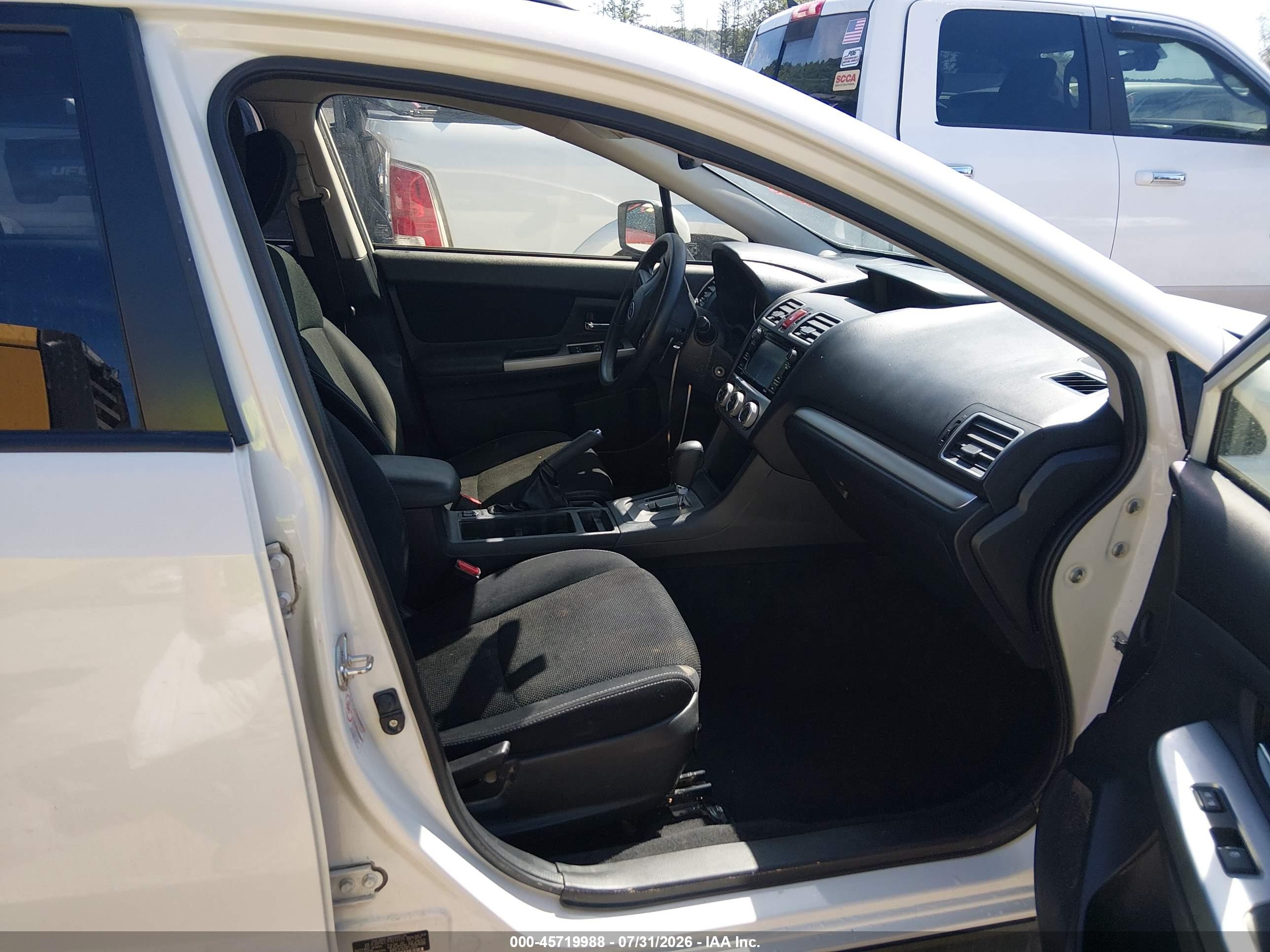 2015 Subaru Xv Crosstrek 2.0i Premium White vin: JF2GPACC7F8215733