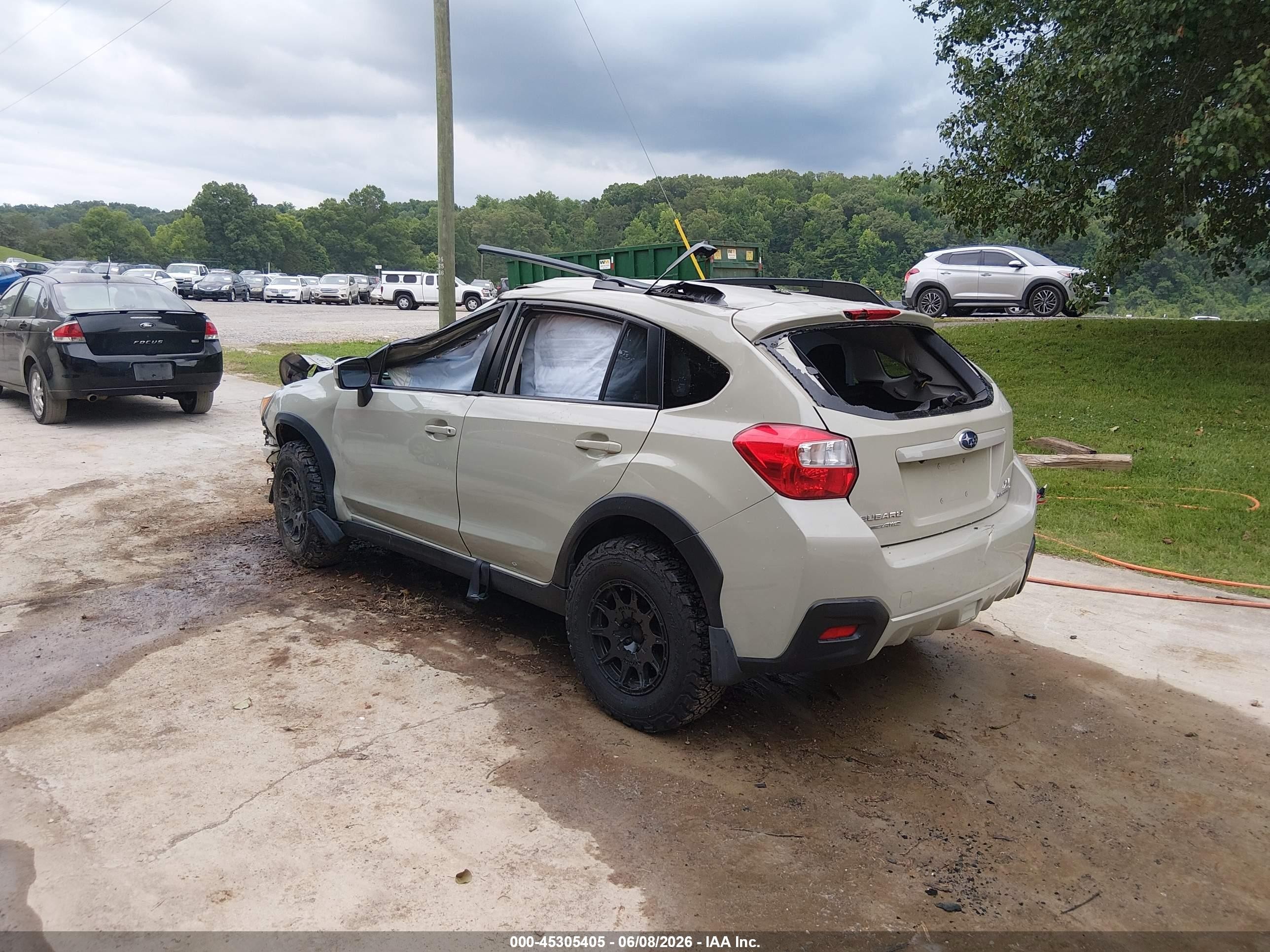 2015 Subaru Xv Crosstrek 2.0i Premium Beige vin: JF2GPACC7F8272031