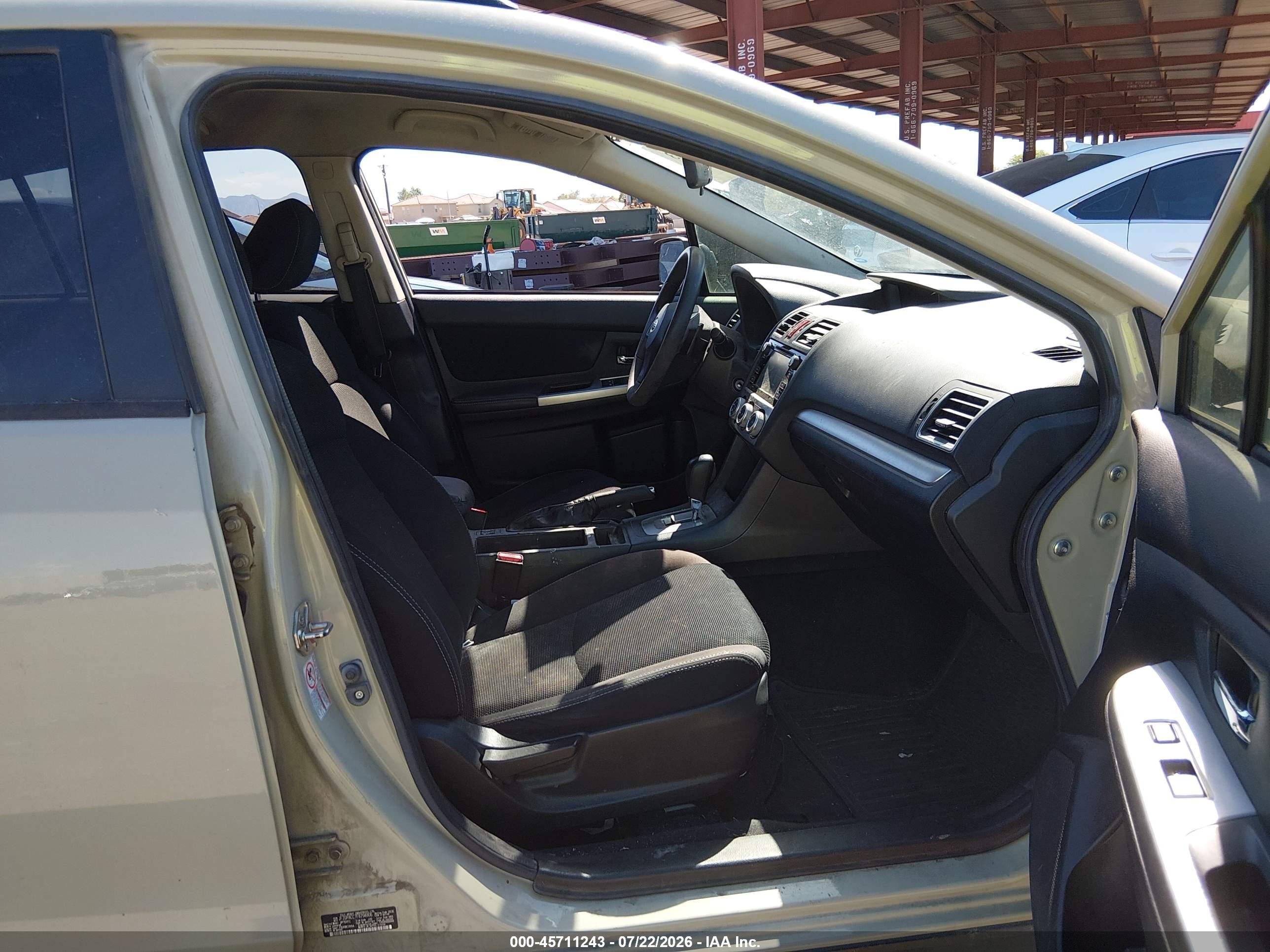 2015 Subaru Xv Crosstrek 2.0i Premium Tan vin: JF2GPACC7F8294806