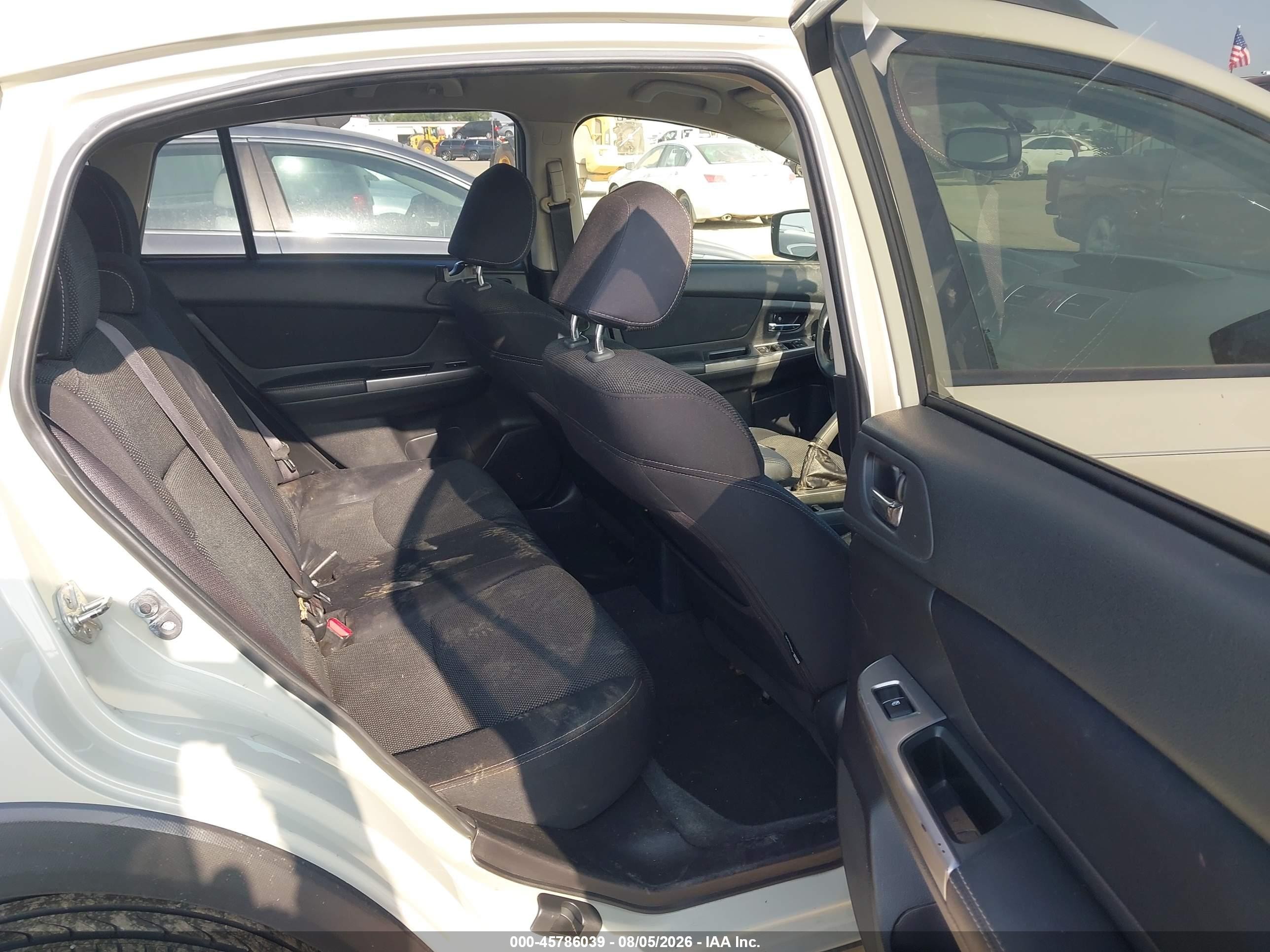 2015 Subaru Xv Crosstrek 2.0i Premium Beige vin: JF2GPACC7F8314133