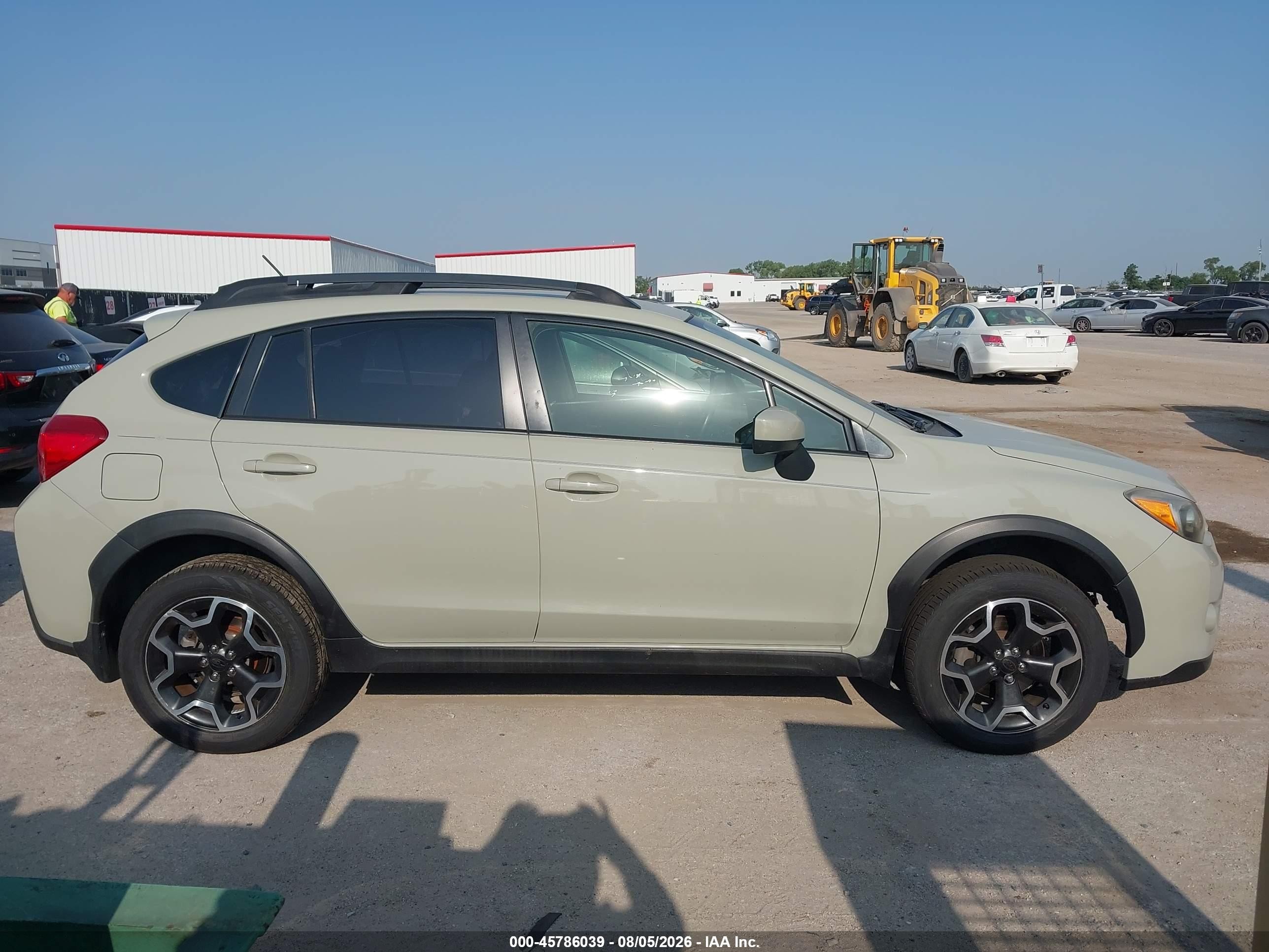 2015 Subaru Xv Crosstrek 2.0i Premium Beige vin: JF2GPACC7F8314133