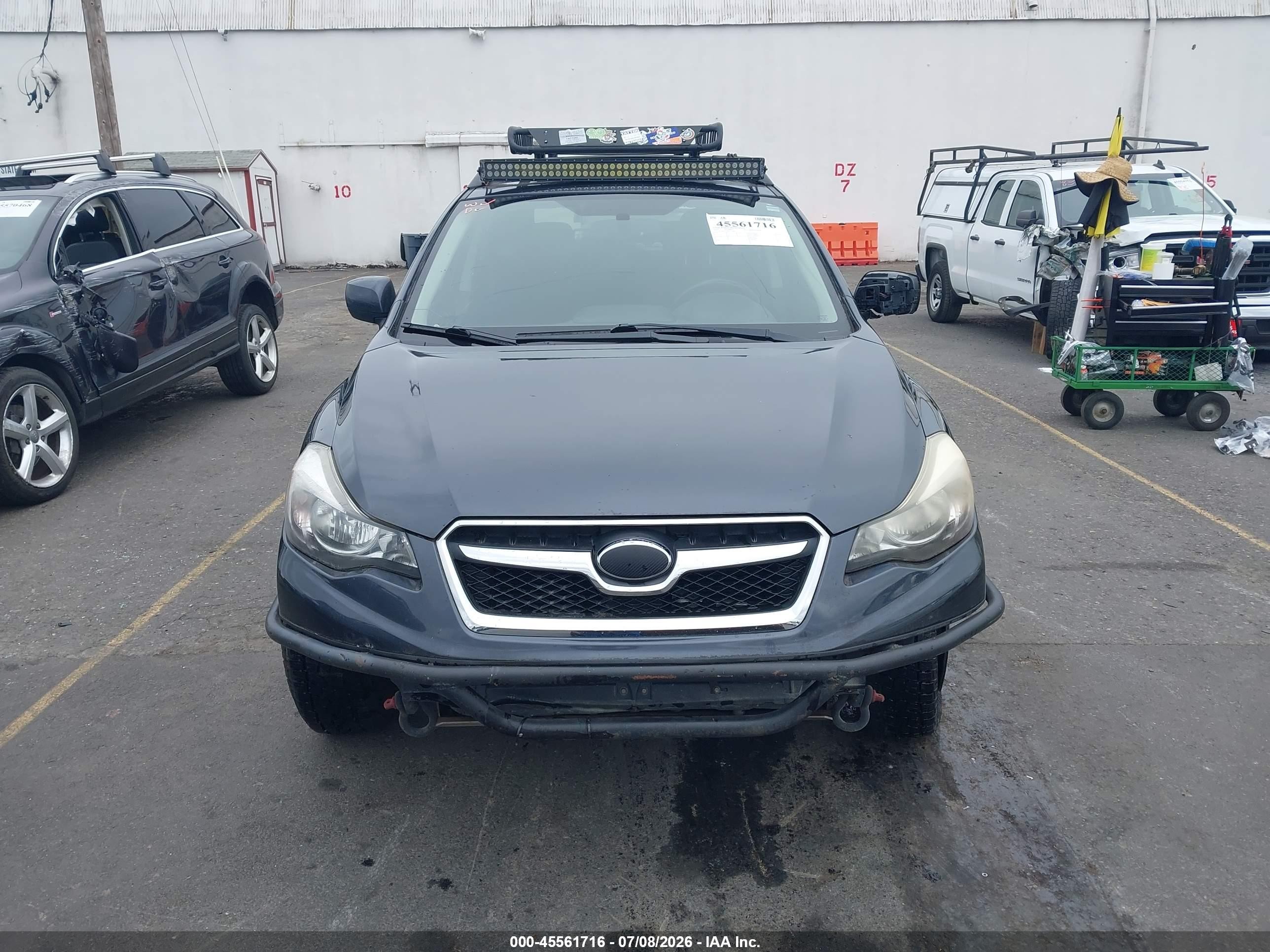 2014 Subaru Xv Crosstrek 2.0i Premium Gray vin: JF2GPACC8E8272408