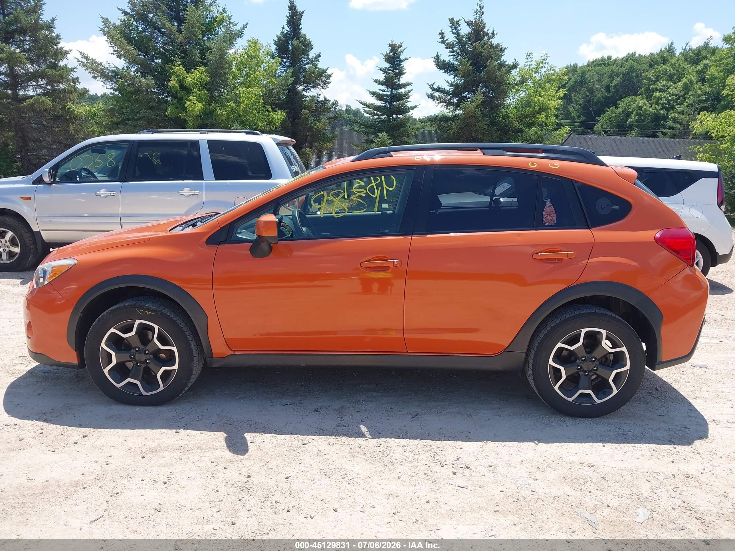 2014 Subaru Xv Crosstrek 2.0i Premium Orange vin: JF2GPACC8E8341730