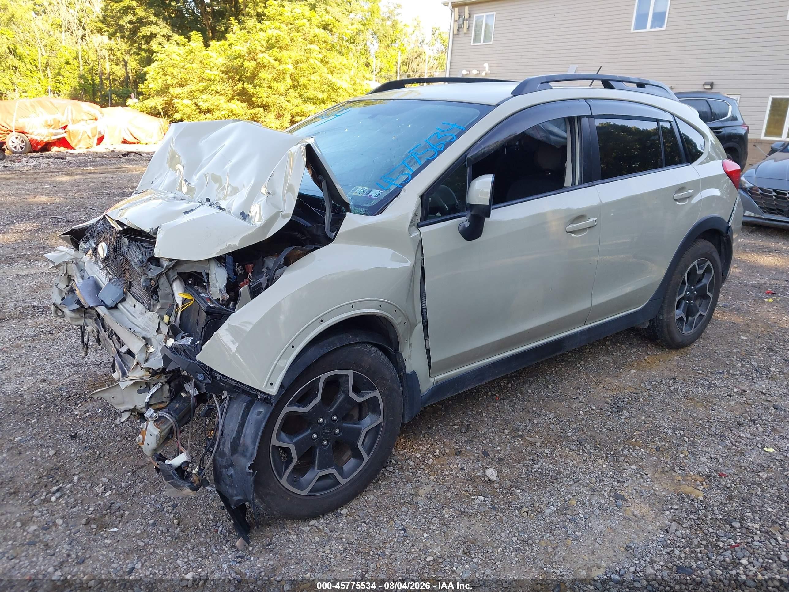 2014 Subaru Xv Crosstrek 2.0i Premium Beige vin: JF2GPACC8E9233604
