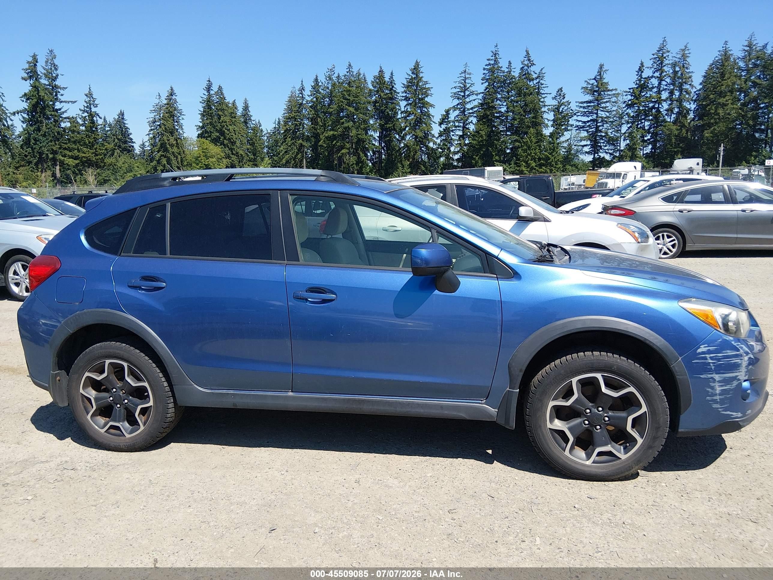 2014 Subaru Xv Crosstrek 2.0i Premium Blue vin: JF2GPACC8E9300413