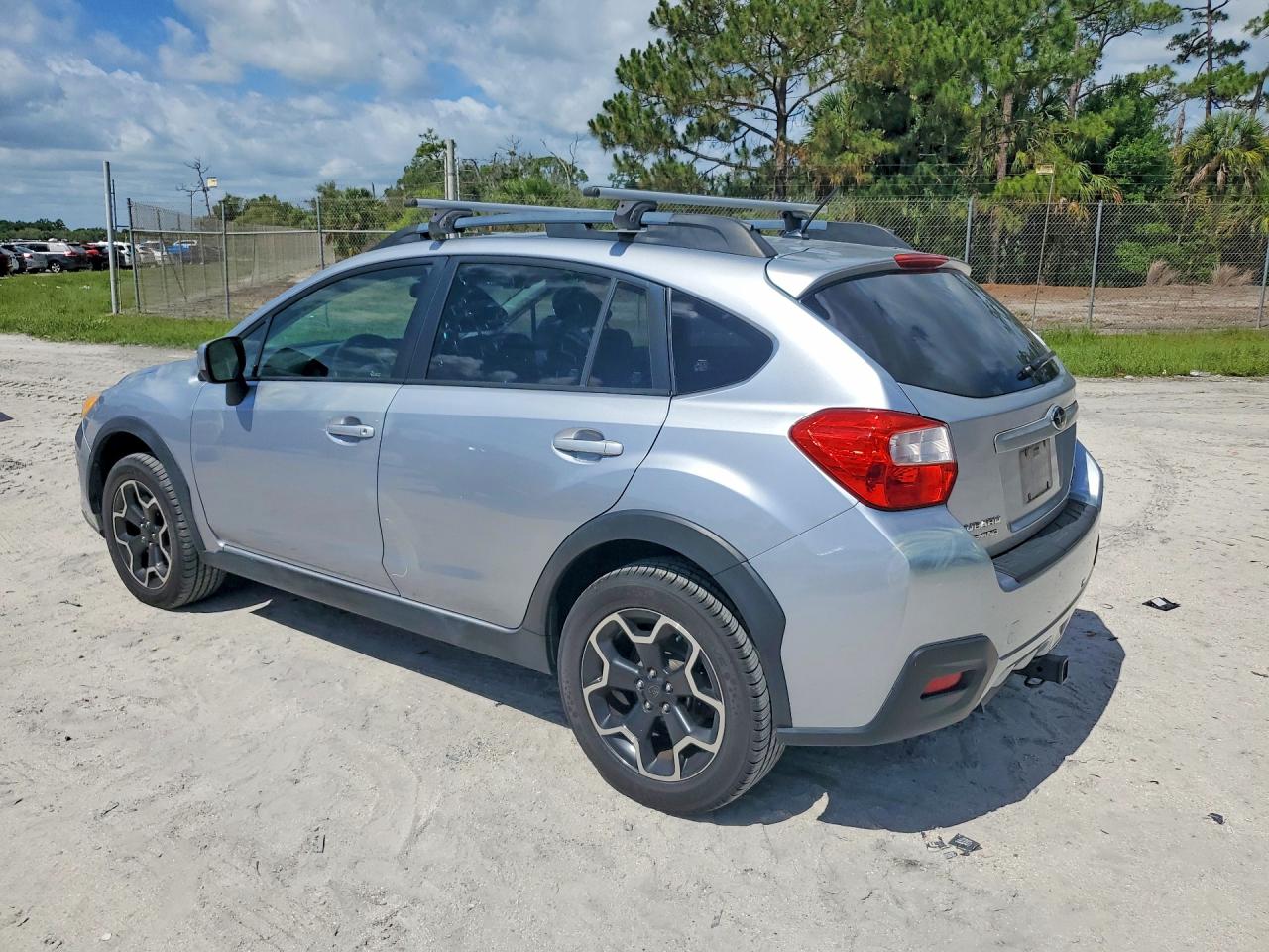 2014 Subaru Xv Crosstrek 2.0 Premium Silver vin: JF2GPACC9E8211200