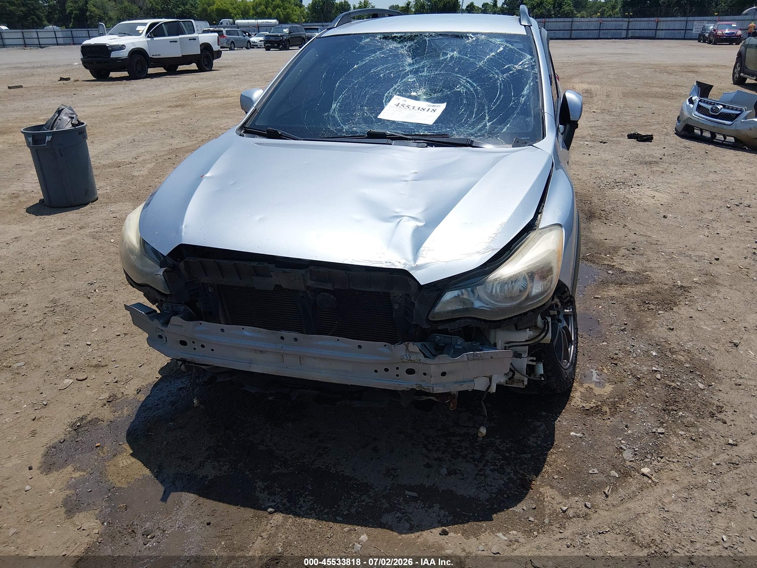 2014 Subaru Xv Crosstrek 2.0i Premium Silver vin: JF2GPACC9E8249607