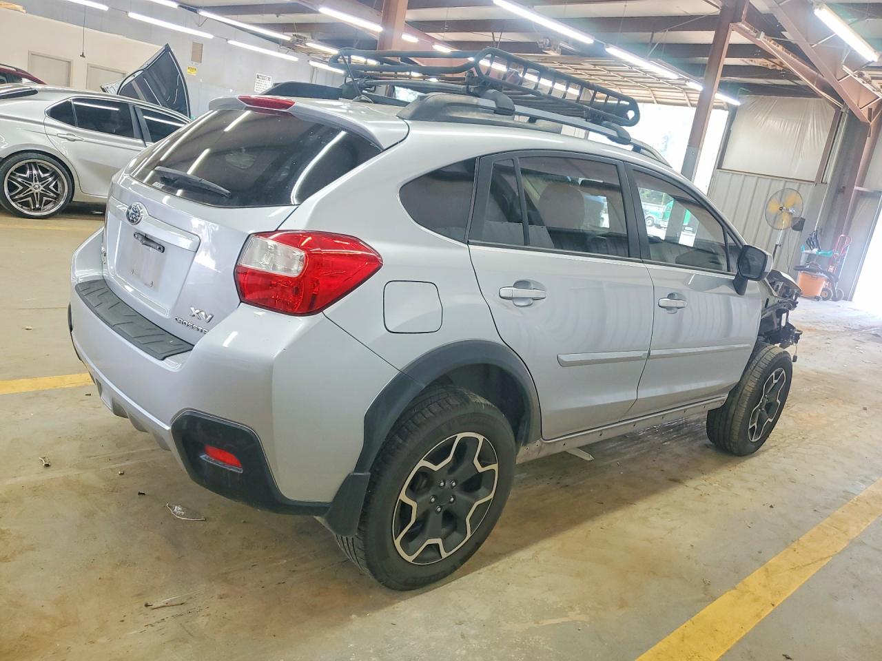 2014 Subaru Xv Crosstrek 2.0 Premium Silver vin: JF2GPACC9E8273180