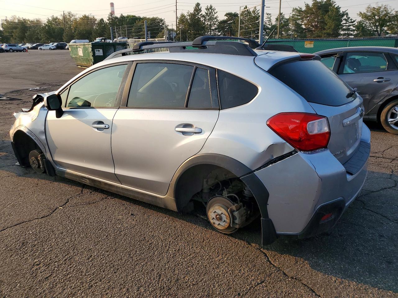 2013 Subaru Xv Crosstrek 2.0 Premium Серебряный vin: JF2GPACCXD2213930