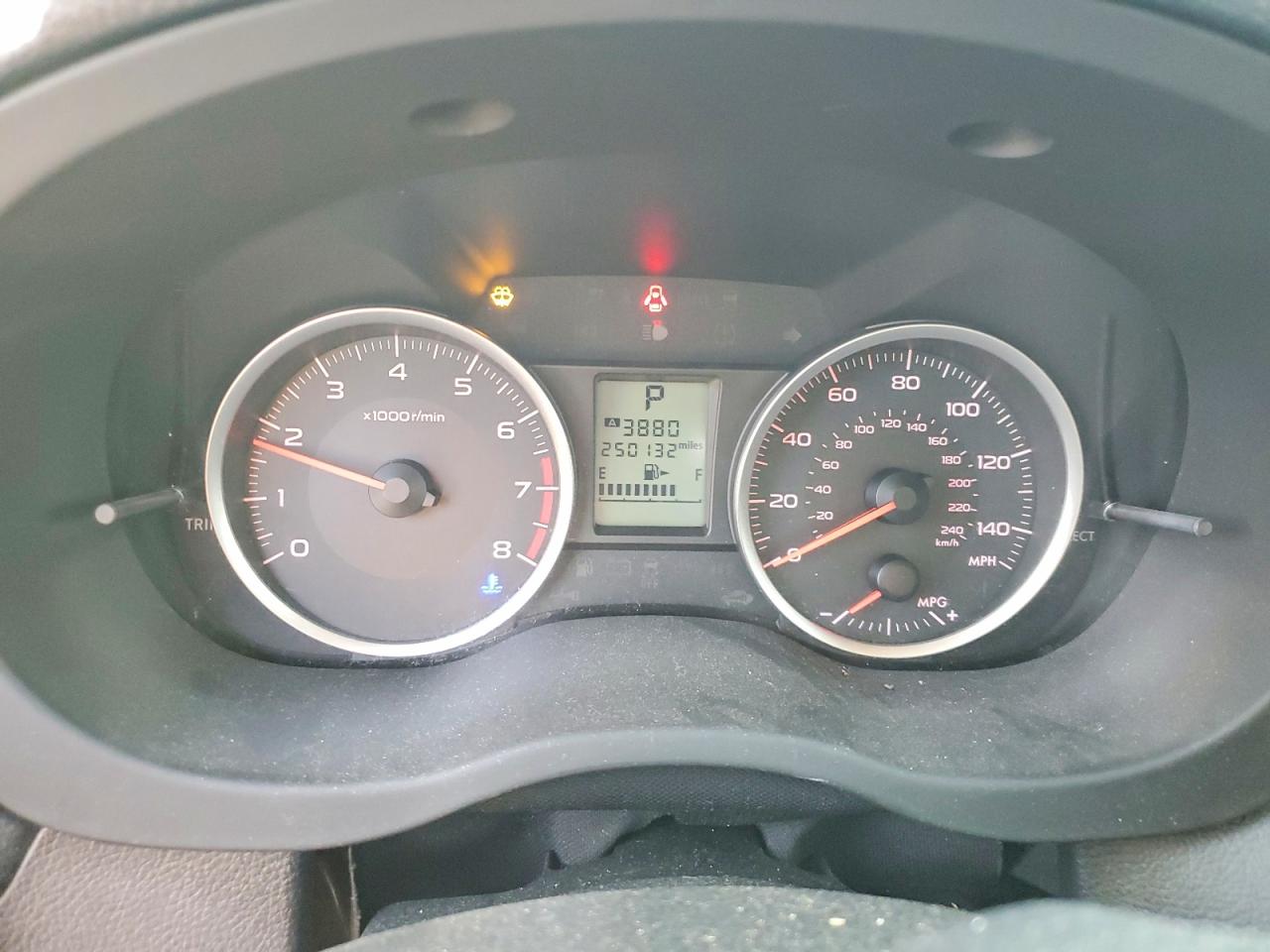 2013 Subaru Xv Crosstrek 2.0 Premium Серебряный vin: JF2GPACCXD2213930