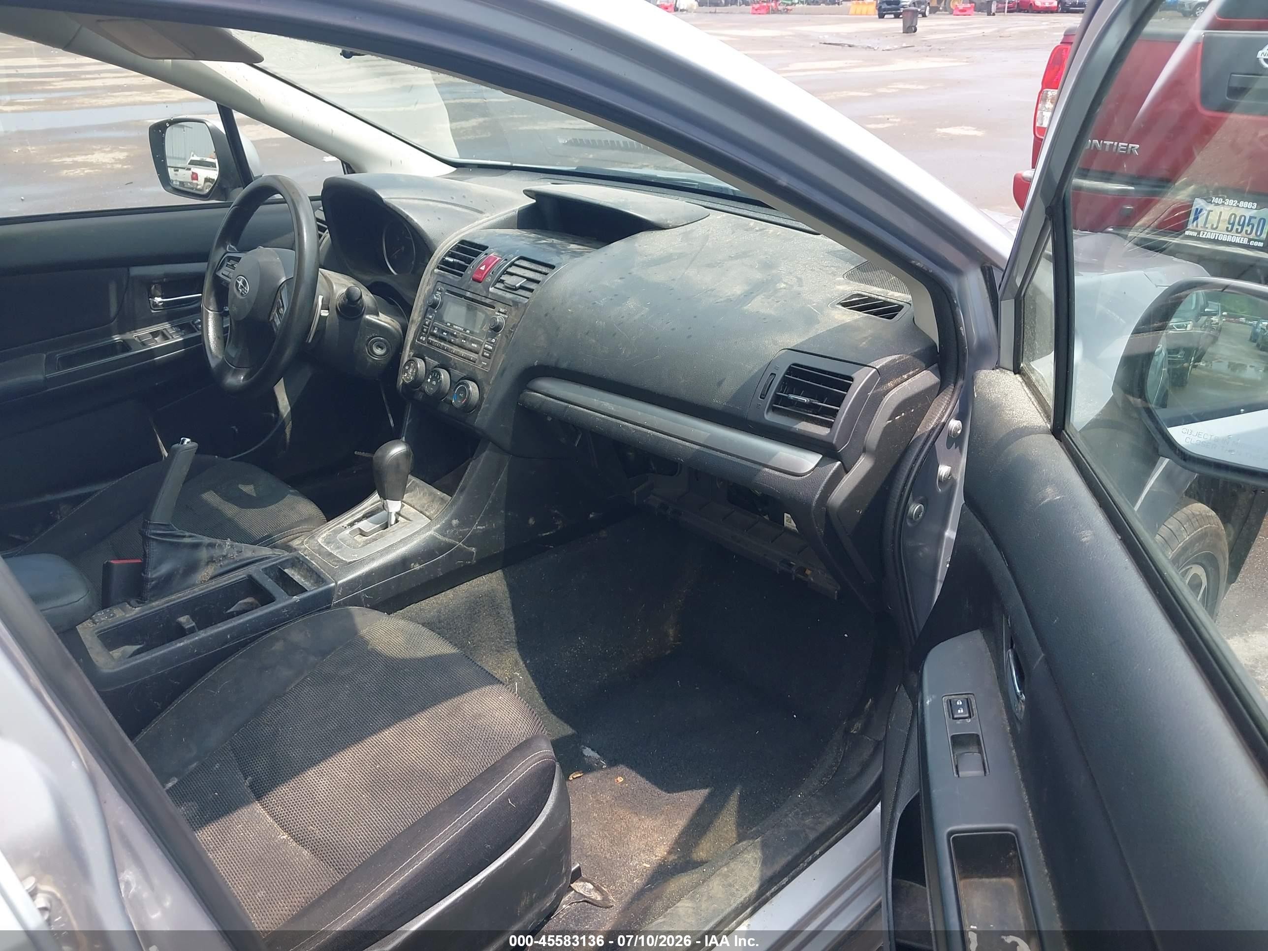 2013 Subaru Xv Crosstrek 2.0i Premium Серебряный vin: JF2GPACCXDH851172