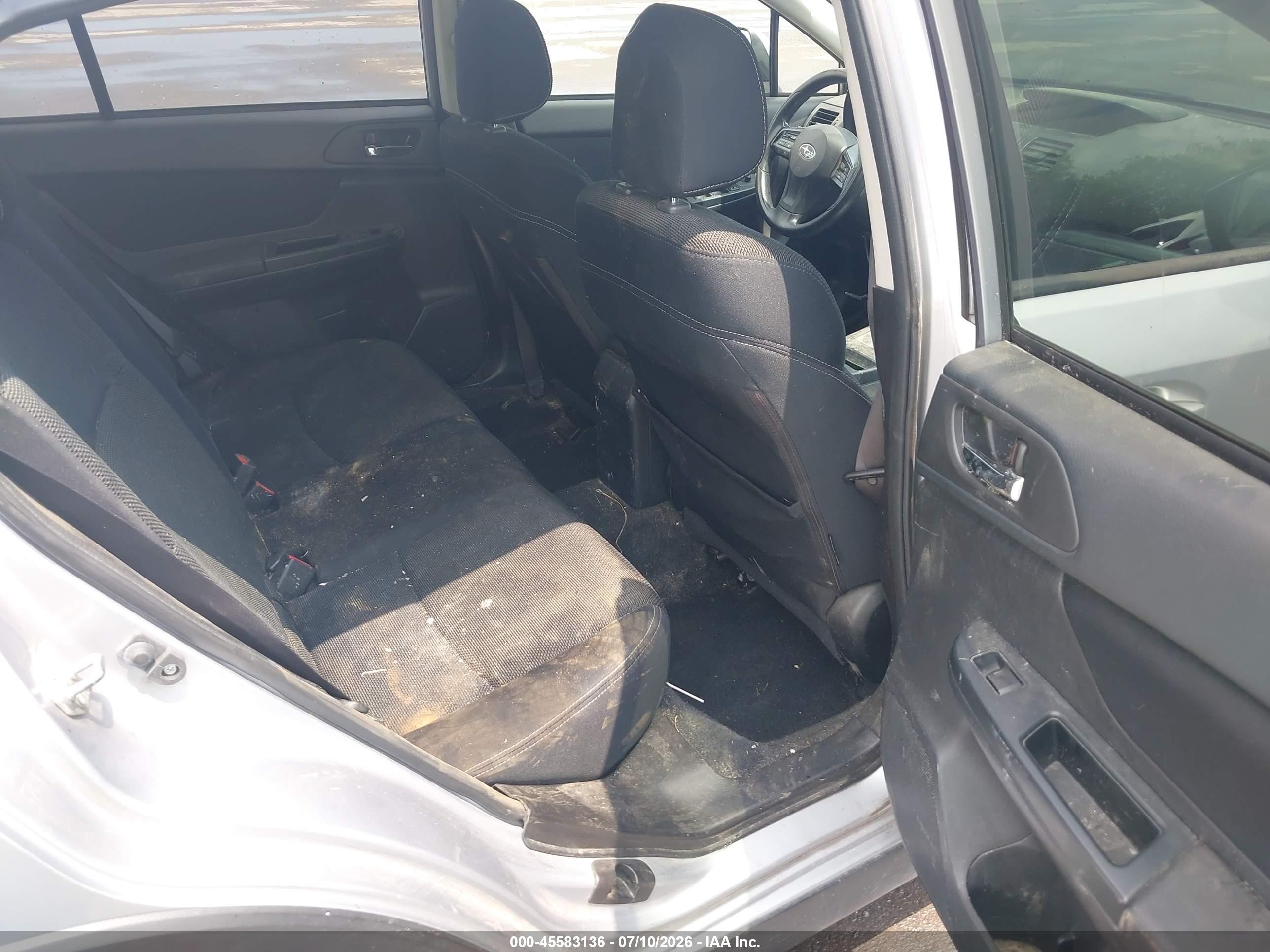 2013 Subaru Xv Crosstrek 2.0i Premium Серебряный vin: JF2GPACCXDH851172