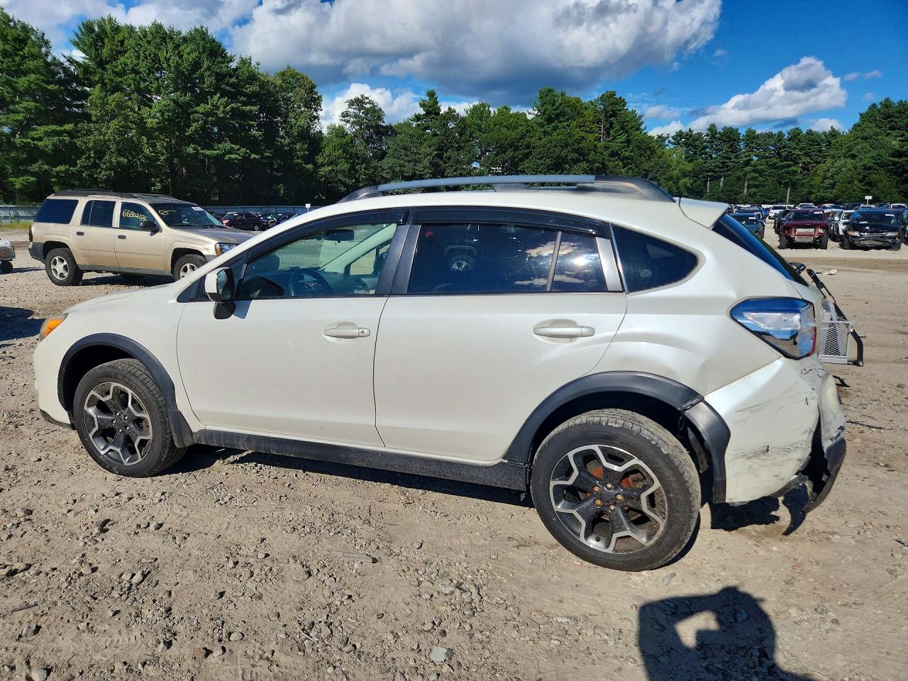 2014 Subaru Xv Crosstrek 2.0 Premium White vin: JF2GPACCXE8313122