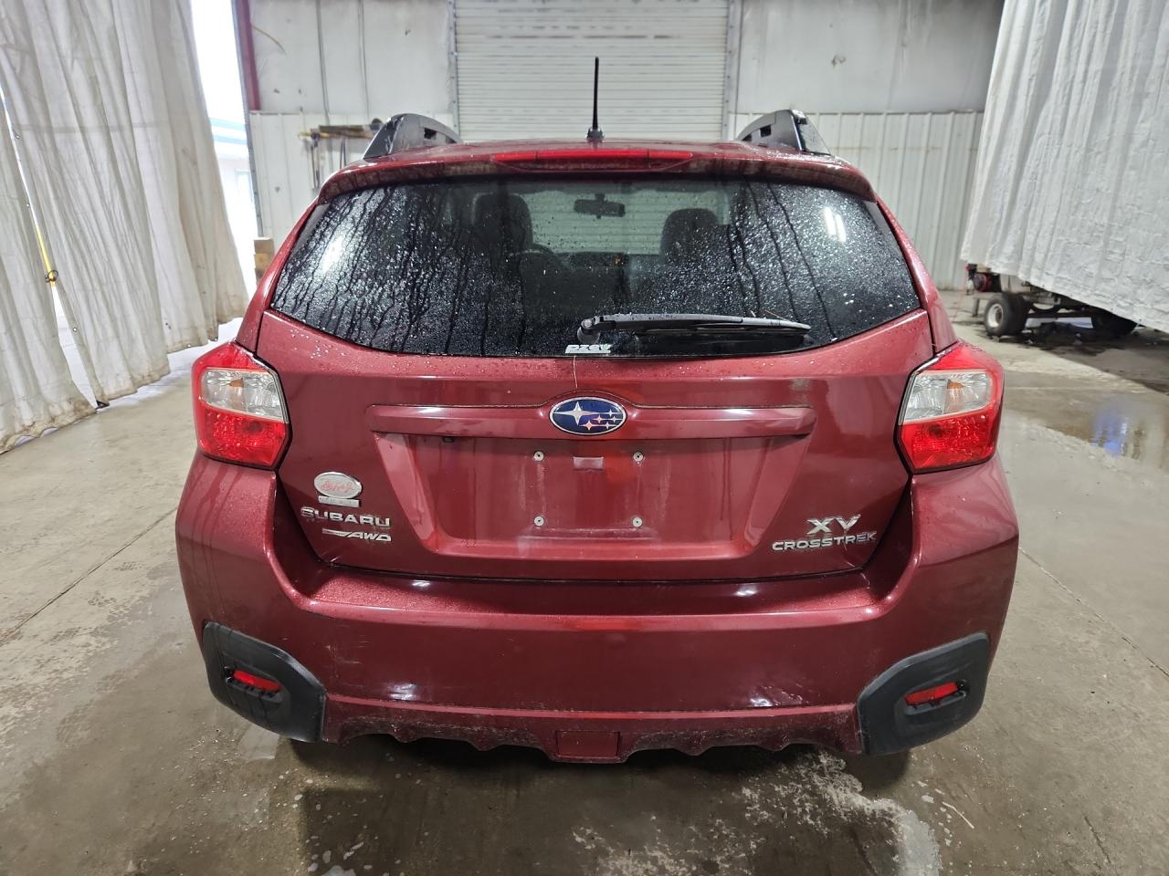 2015 Subaru Xv Crosstrek 2.0 Premium Red vin: JF2GPACCXF8221980 Damage: Lift Gate, Heavy Scratch, 2 To 3 Inches
