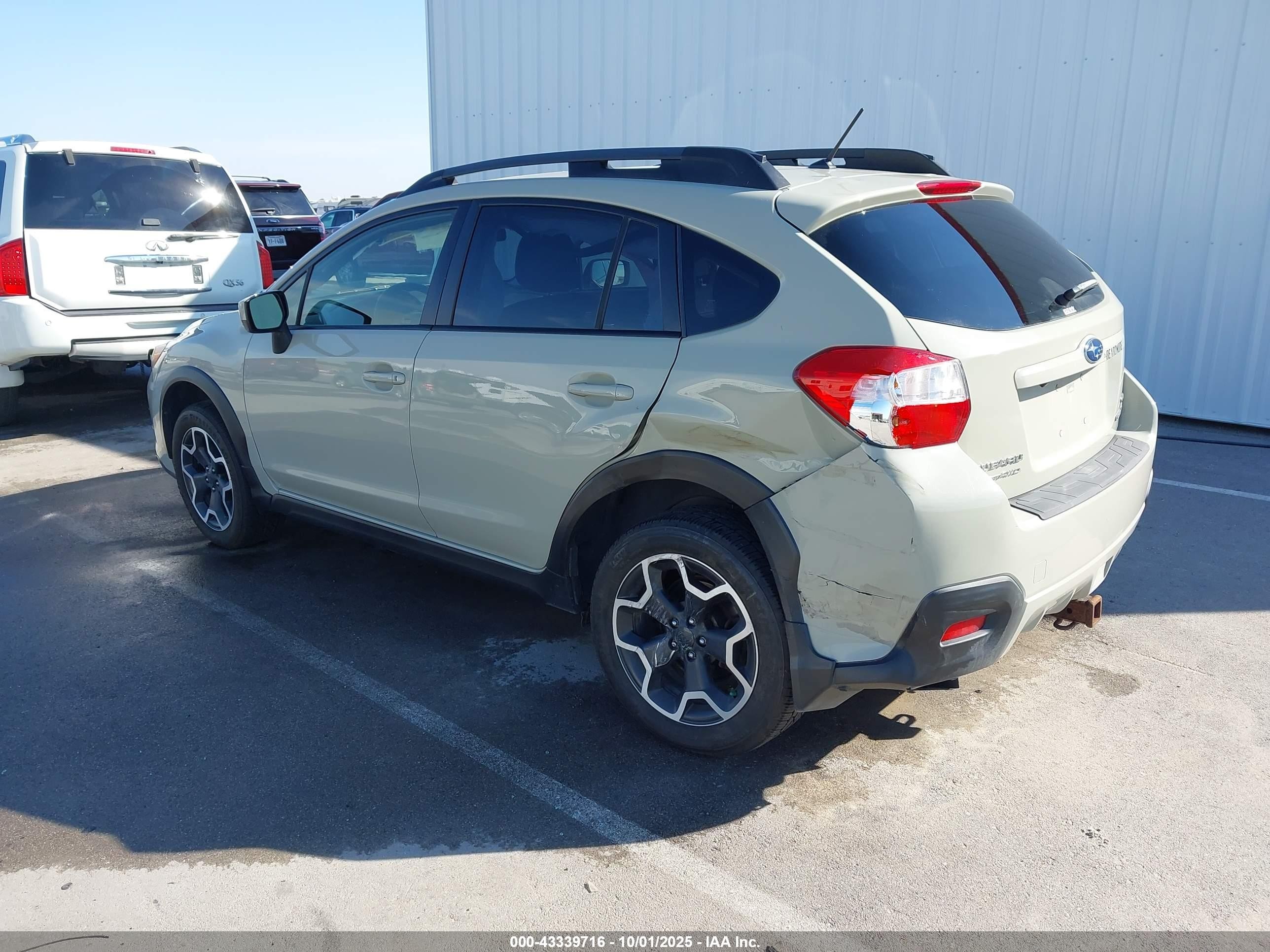 2015 Subaru Xv Crosstrek 2.0i Premium Tan vin: JF2GPACCXF8236124