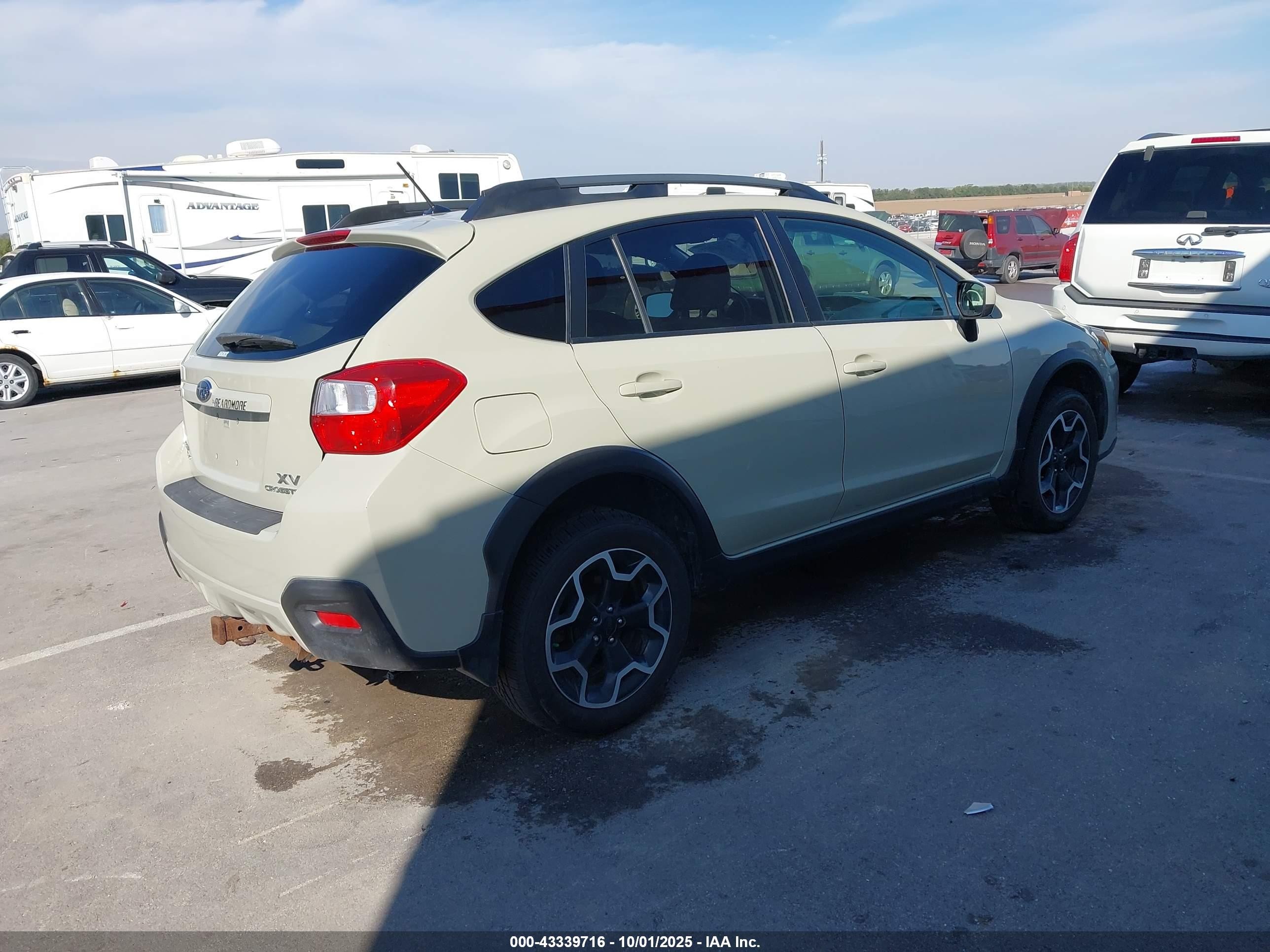 2015 Subaru Xv Crosstrek 2.0i Premium Tan vin: JF2GPACCXF8236124