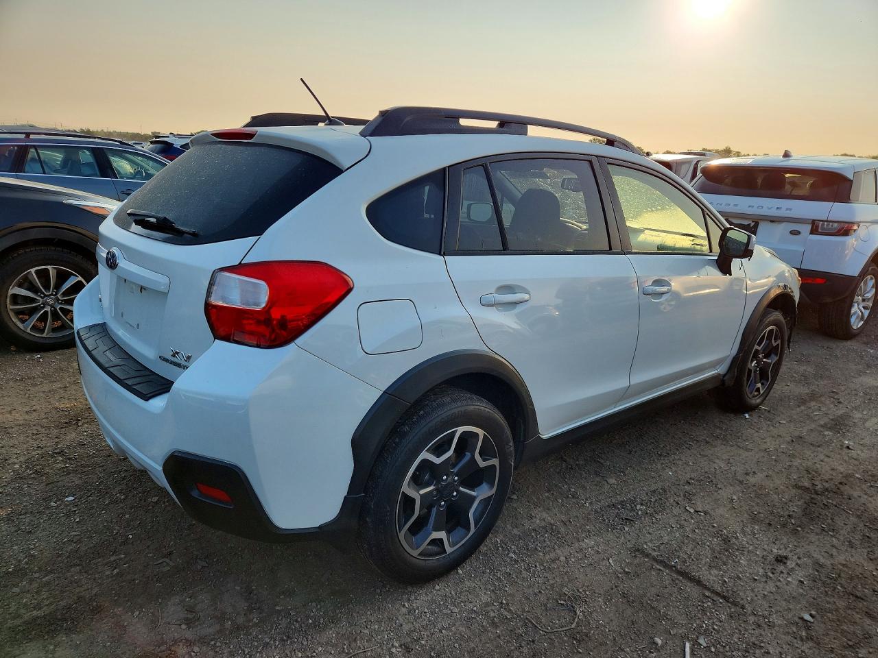 2015 Subaru Xv Crosstrek 2.0 Premium White vin: JF2GPACCXF8249679