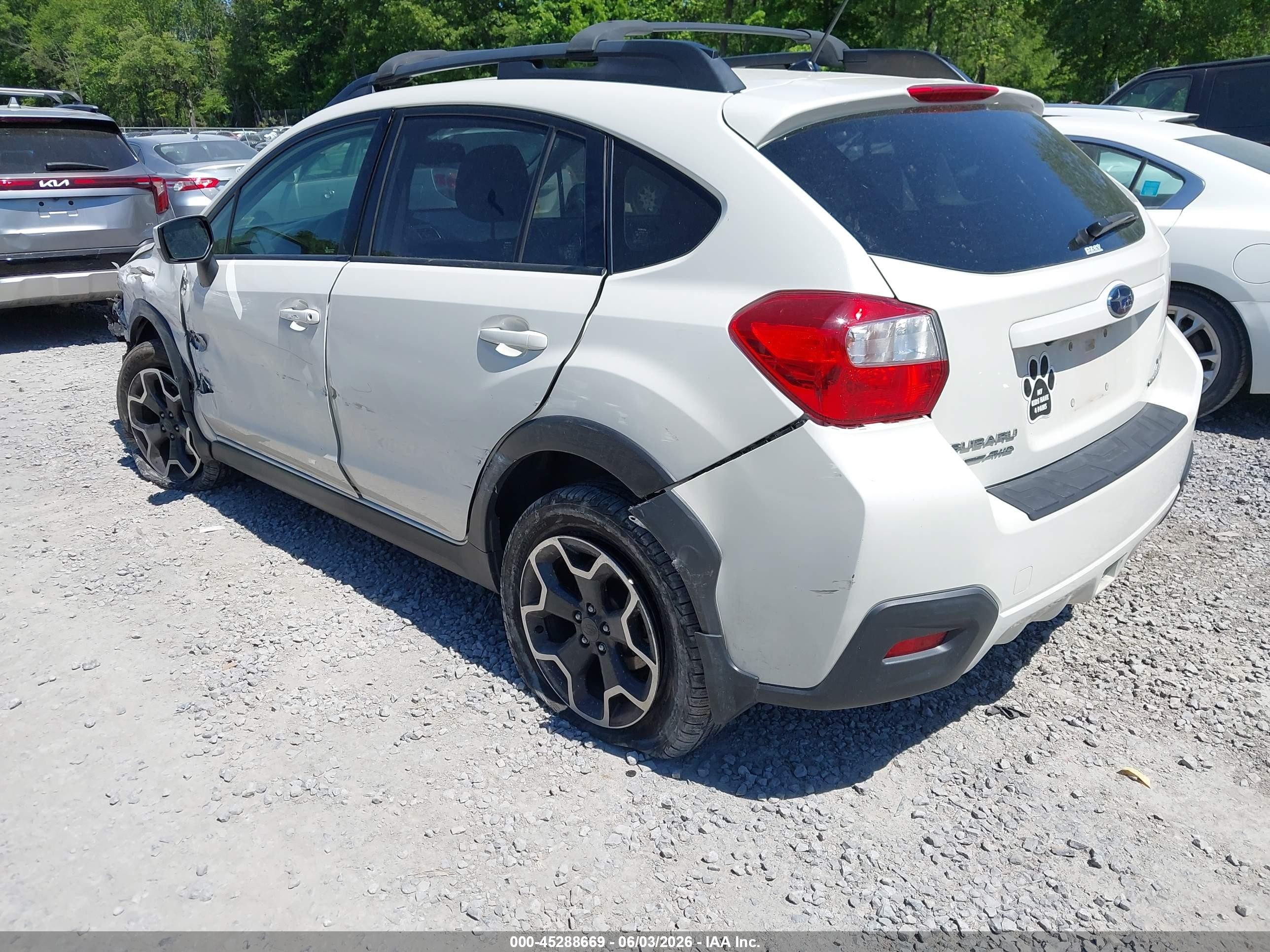 2015 Subaru Xv Crosstrek 2.0i Premium Белый vin: JF2GPACCXF8314515