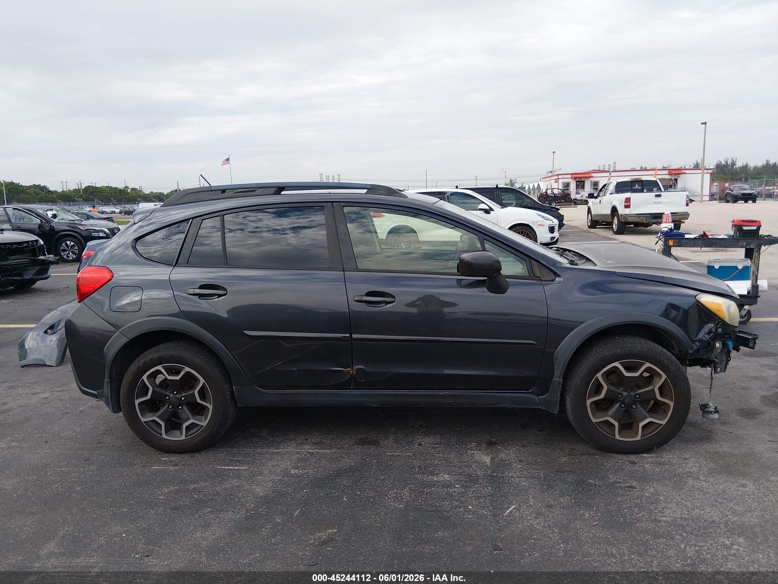 2015 Subaru Xv Crosstrek 2.0i Premium Gray vin: JF2GPACCXF8319892