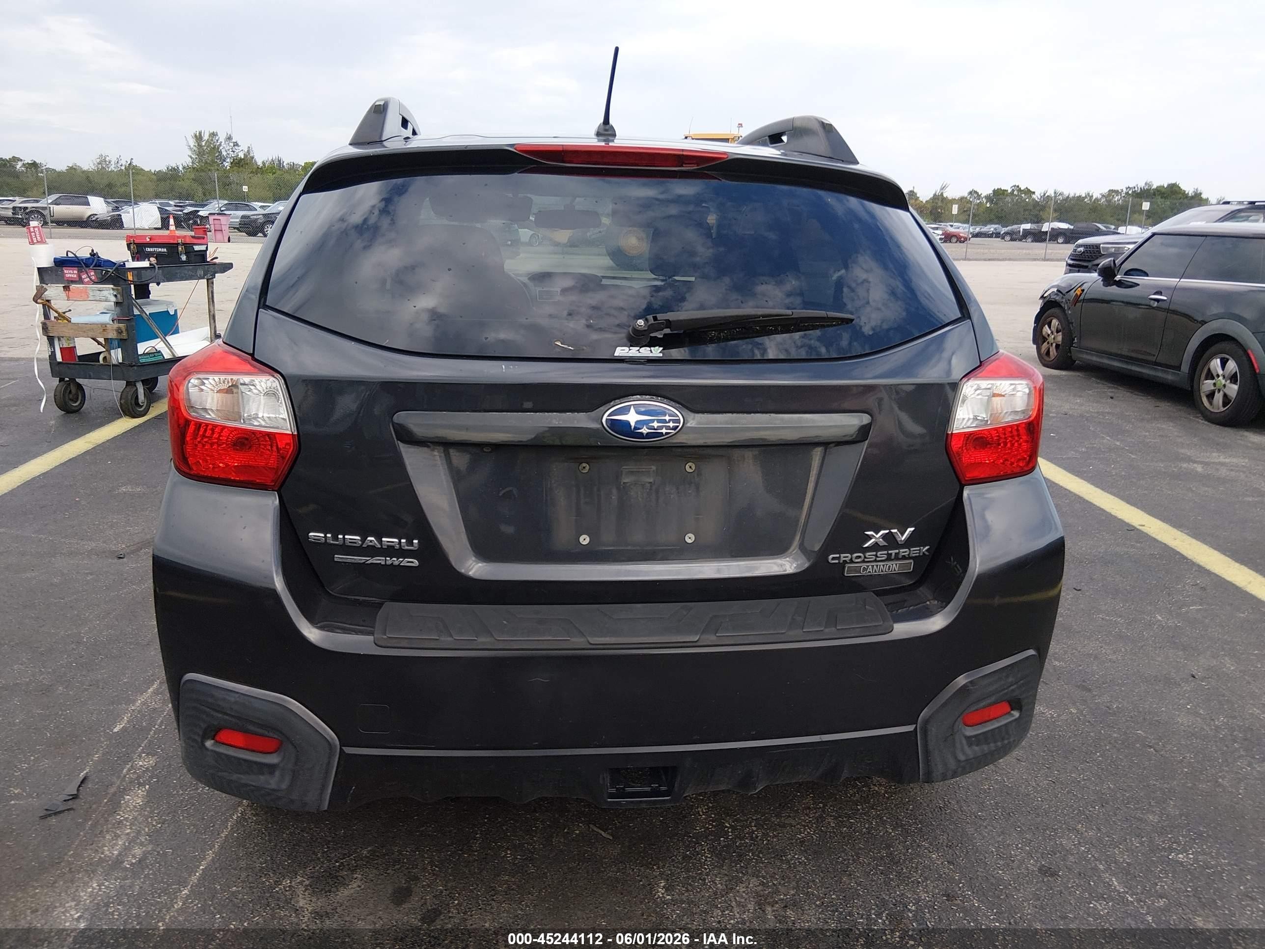 2015 Subaru Xv Crosstrek 2.0i Premium Gray vin: JF2GPACCXF8319892