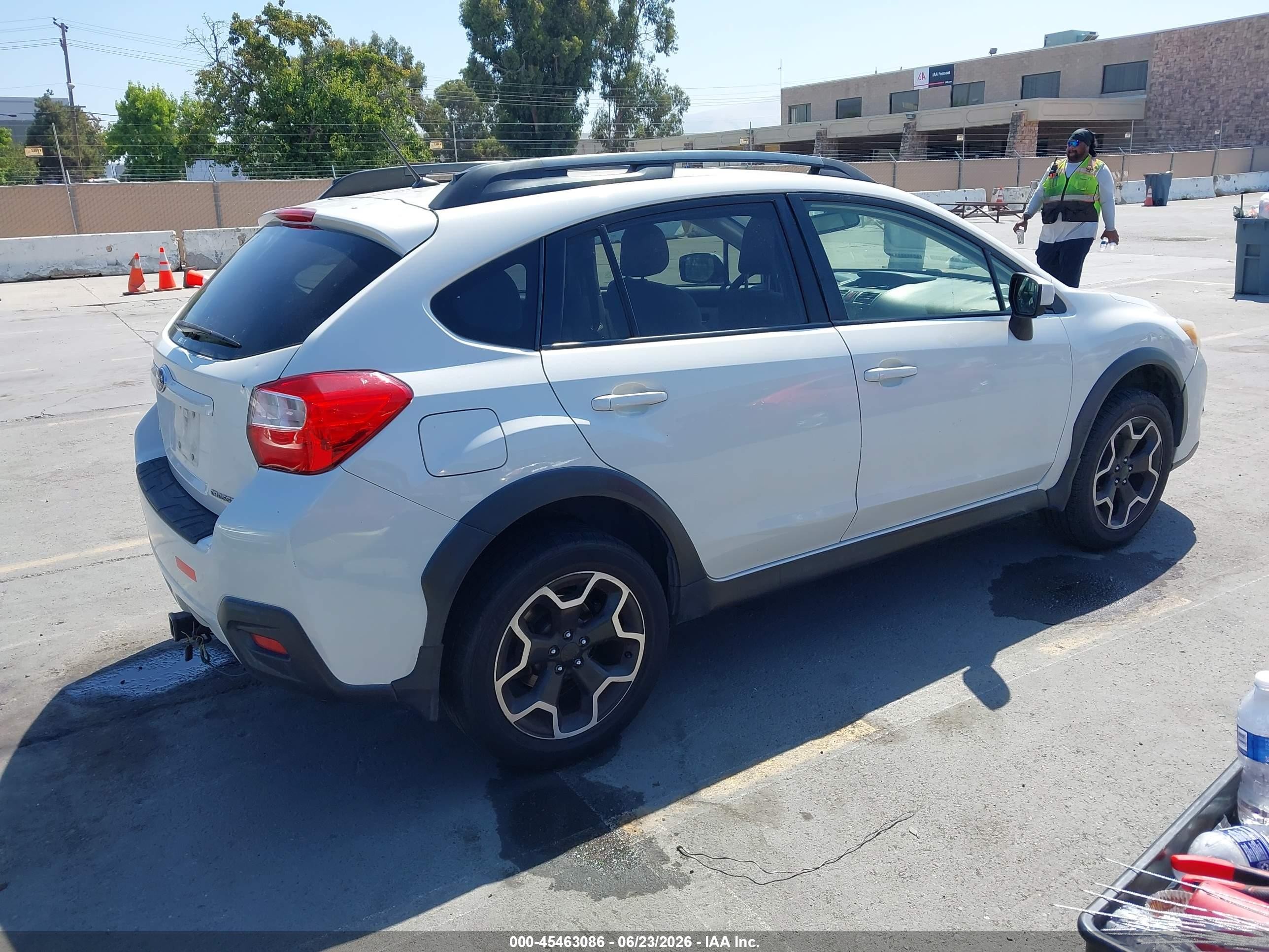 2015 Subaru Xv Crosstrek 2.0i Premium White vin: JF2GPACCXF8329466