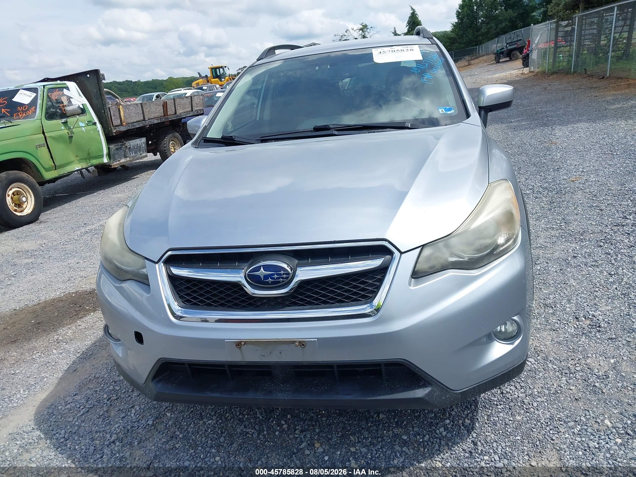 2015 Subaru Xv Crosstrek 2.0i Premium Silver vin: JF2GPACCXF9212867