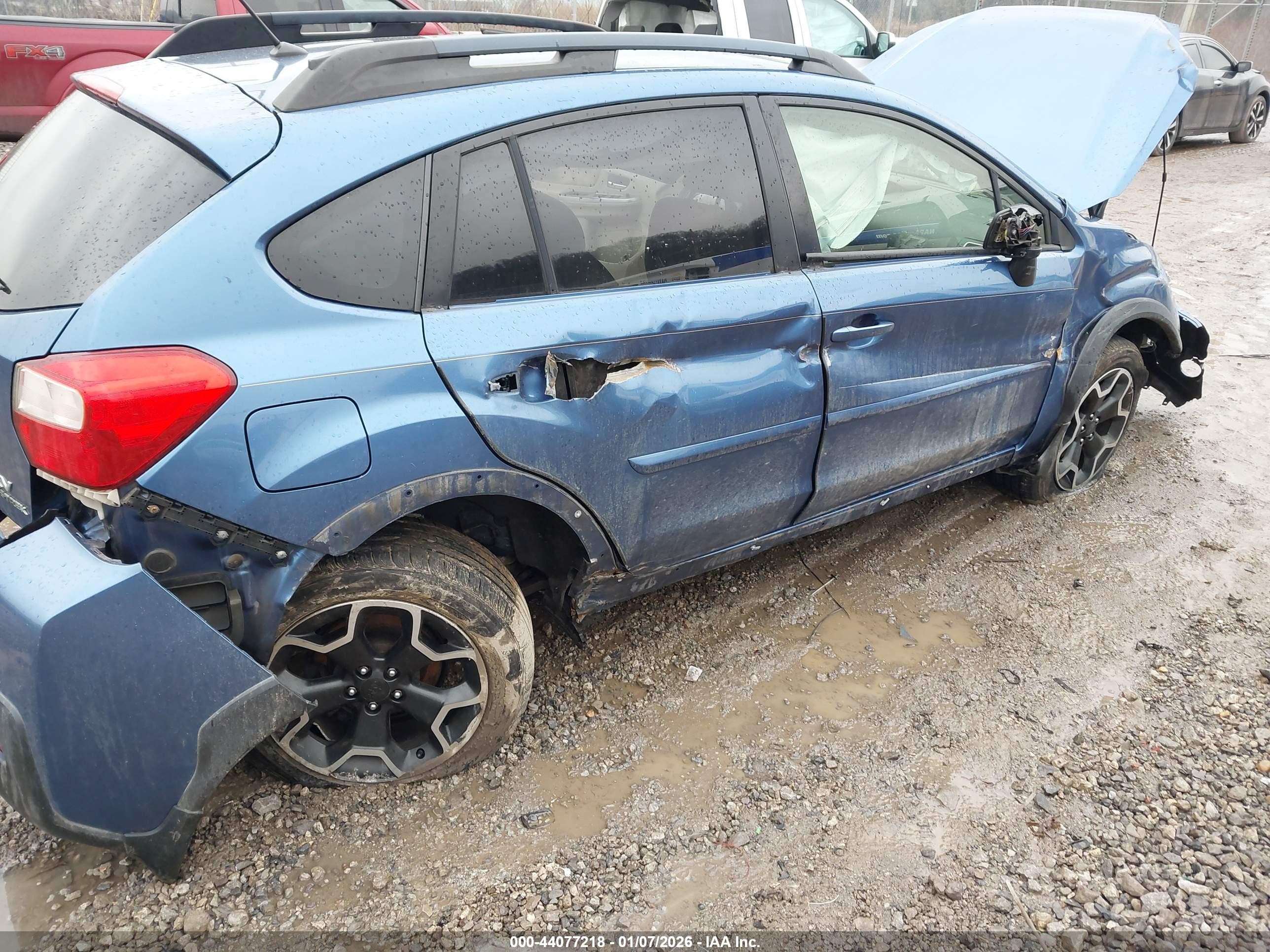 2015 Subaru Xv Crosstrek 2.0i Premium Blue vin: JF2GPACCXFH326387