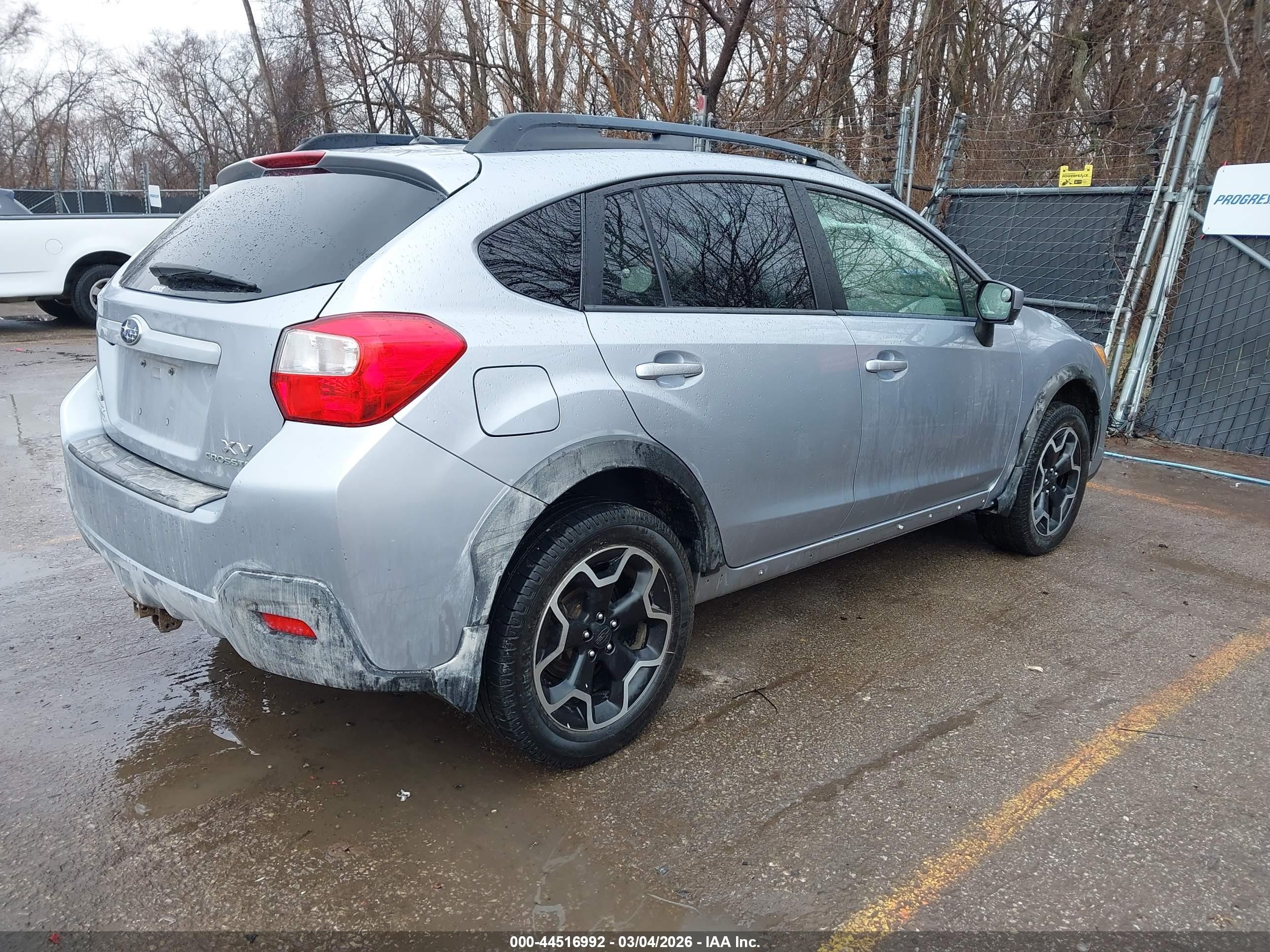 2015 Subaru Xv Crosstrek 2.0i Premium Gray vin: JF2GPADC0F8216964