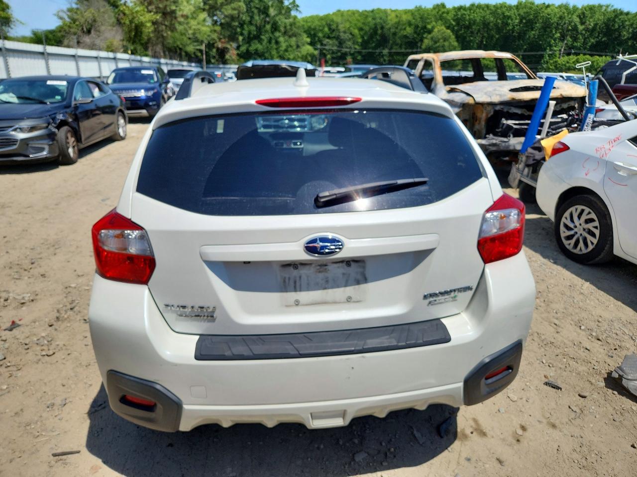 2017 Subaru Crosstrek Premium White vin: JF2GPADC3HH243787
