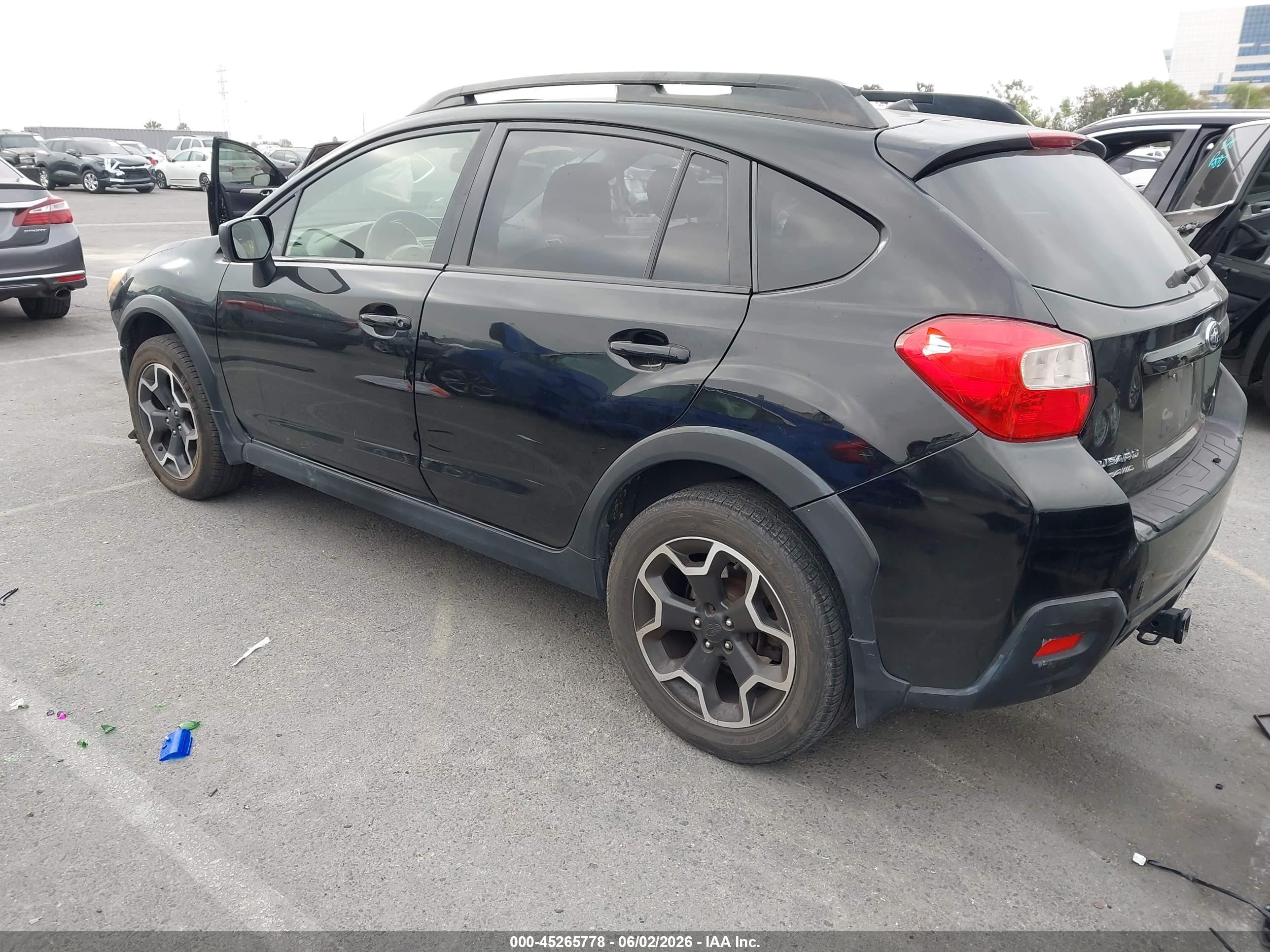 2015 Subaru Xv Crosstrek 2.0i Premium Black vin: JF2GPADC4FH236375
