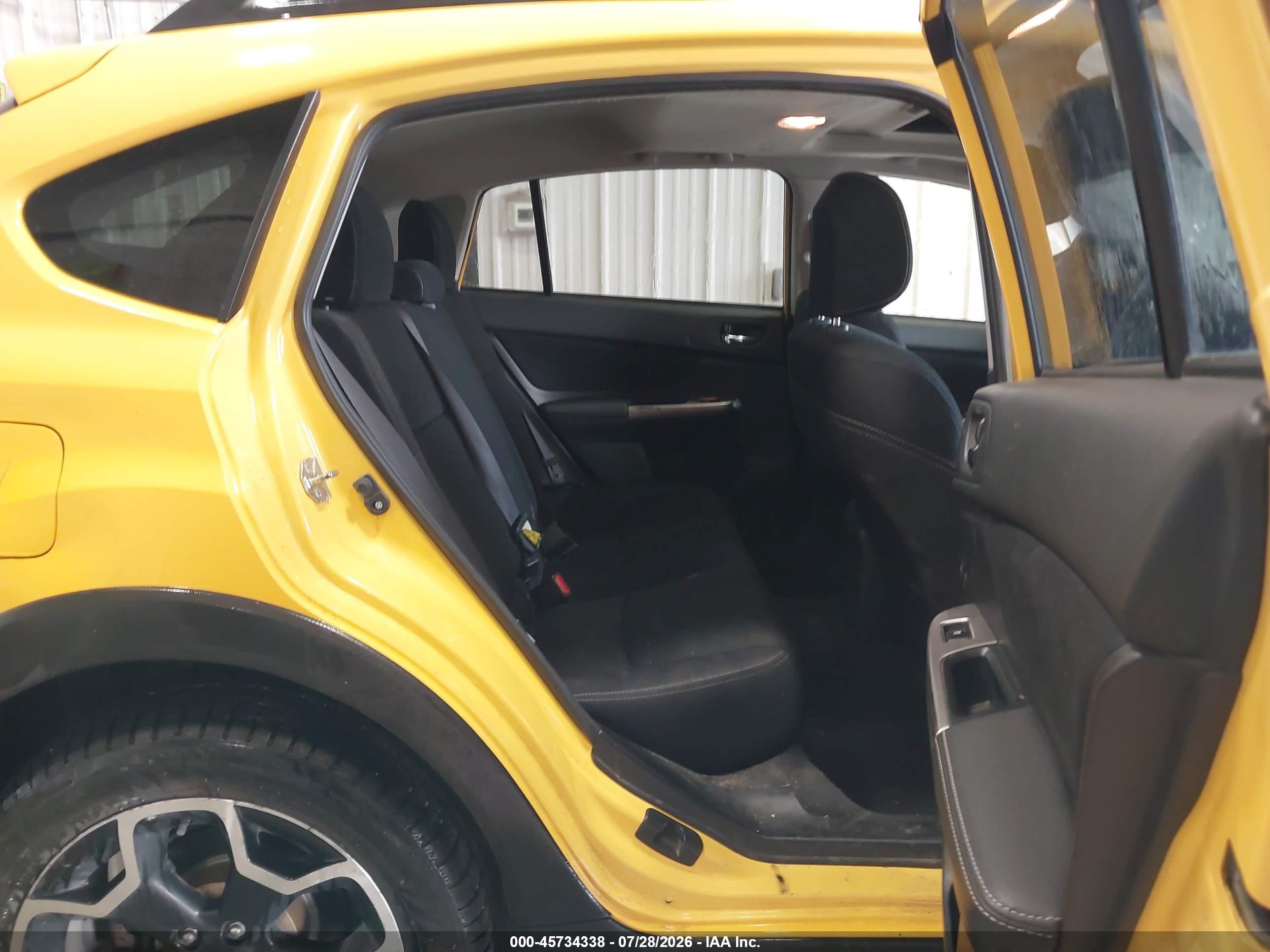 2015 Subaru Xv Crosstrek 2.0i Premium Yellow vin: JF2GPADC5F8254609