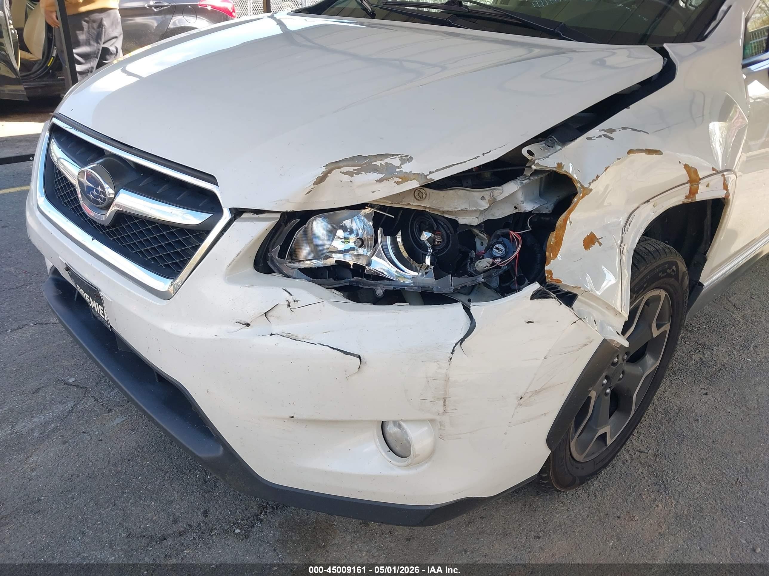 2015 Subaru Xv Crosstrek 2.0i Premium White vin: JF2GPADC6F8247510