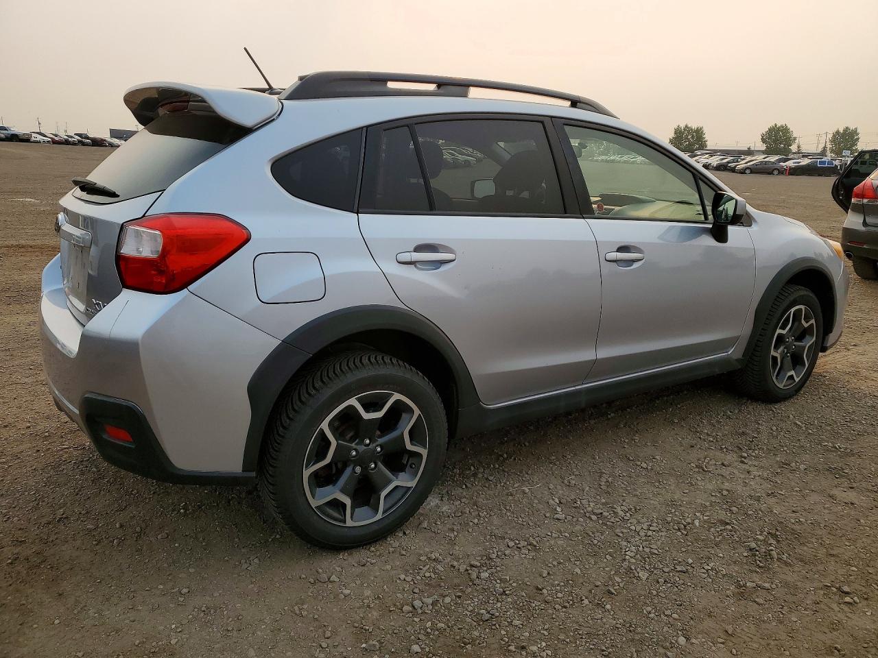 2015 Subaru Xv Crosstrek 2.0 Premium Silver vin: JF2GPADC7F8264428