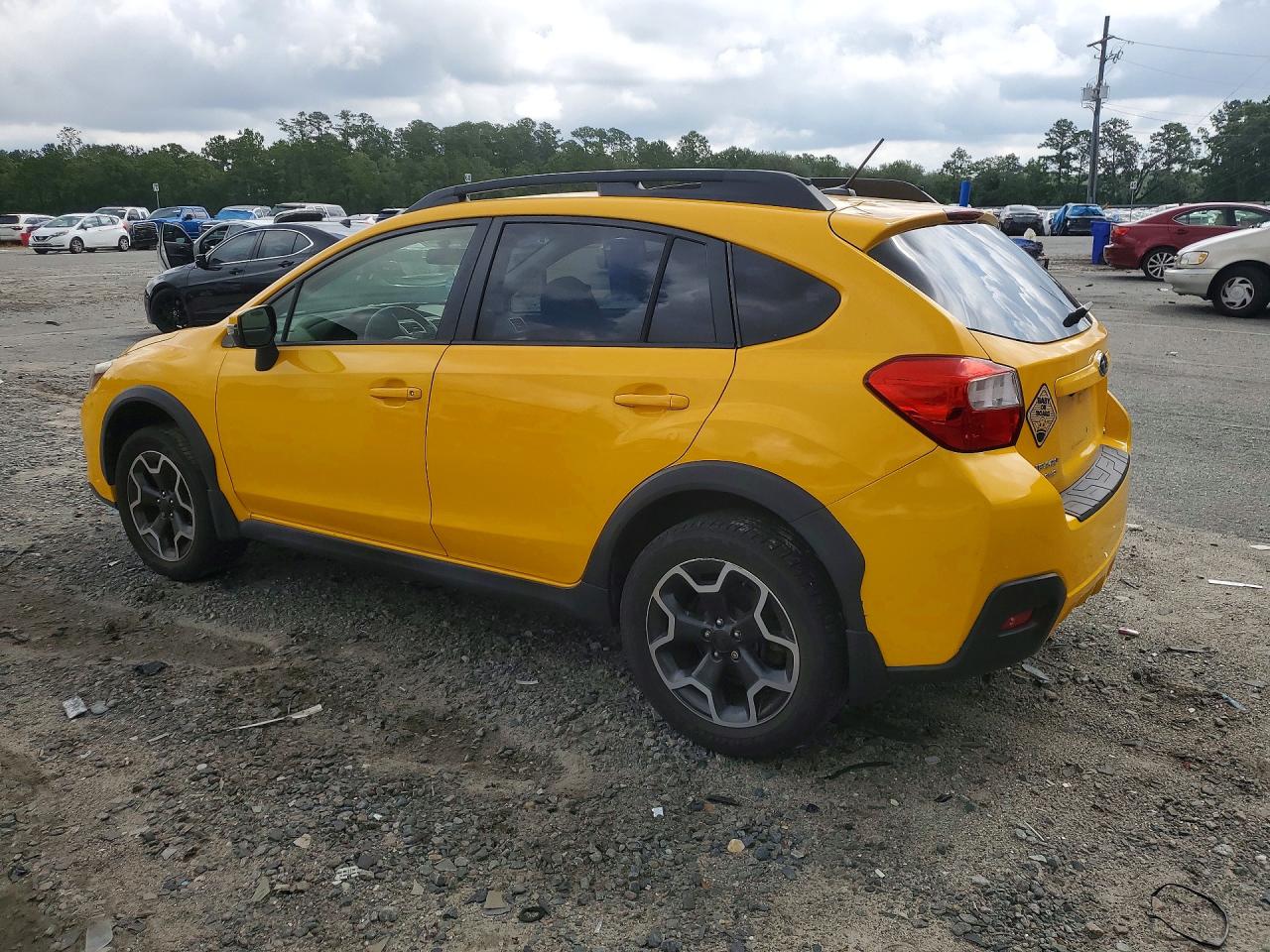 2015 Subaru Xv Crosstrek 2.0 Premium Yellow vin: JF2GPADC8F8237755