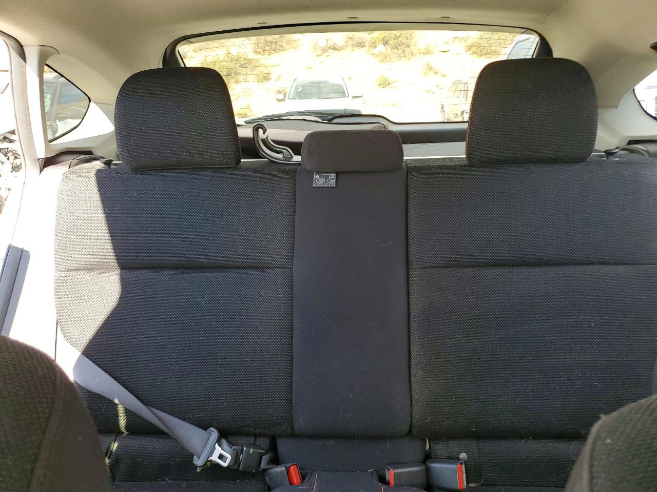 2016 Subaru Crosstrek Premium White vin: JF2GPADC8G8228104