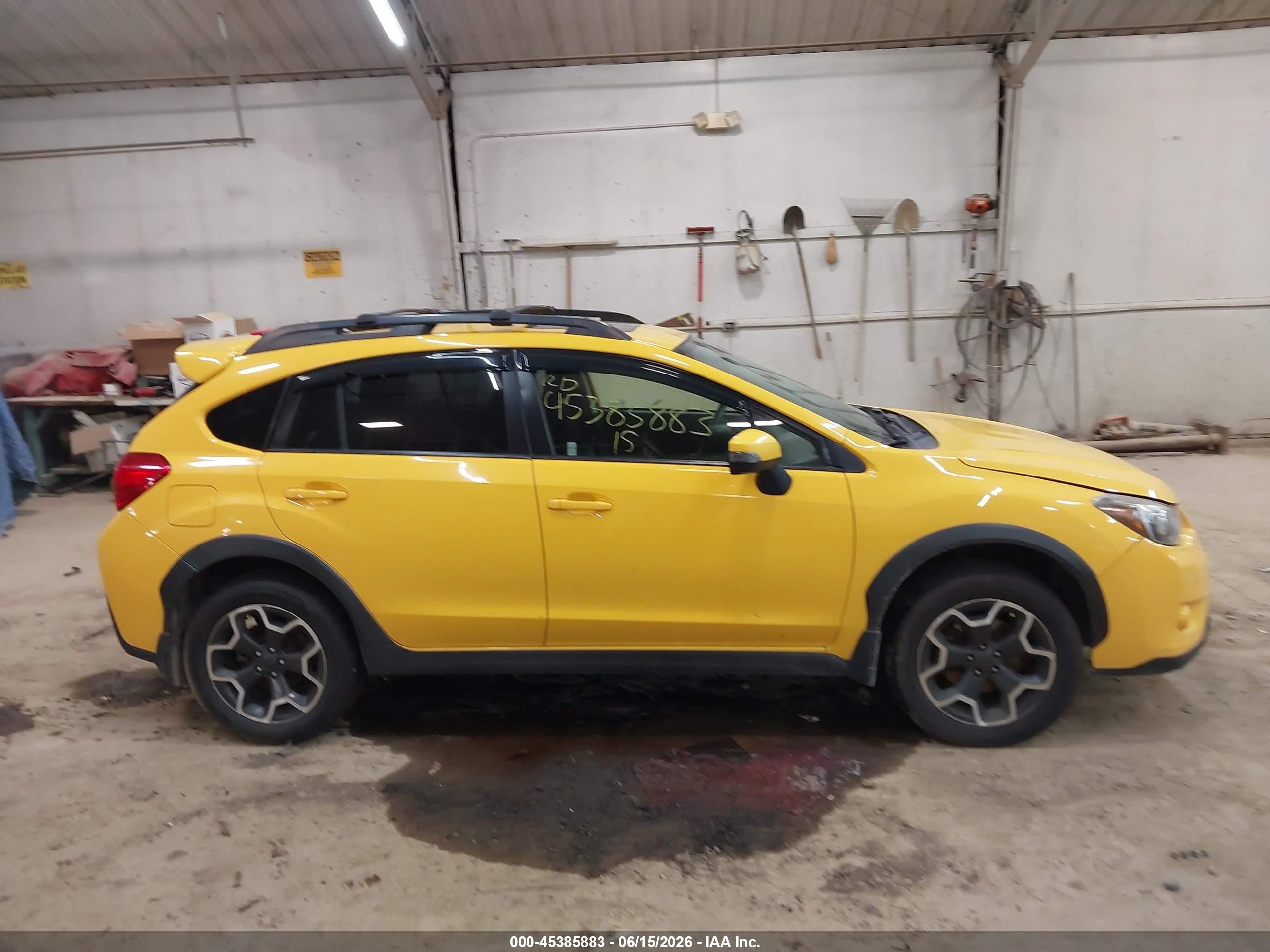 2015 Subaru Xv Crosstrek 2.0i Premium Yellow vin: JF2GPADC9F8240406