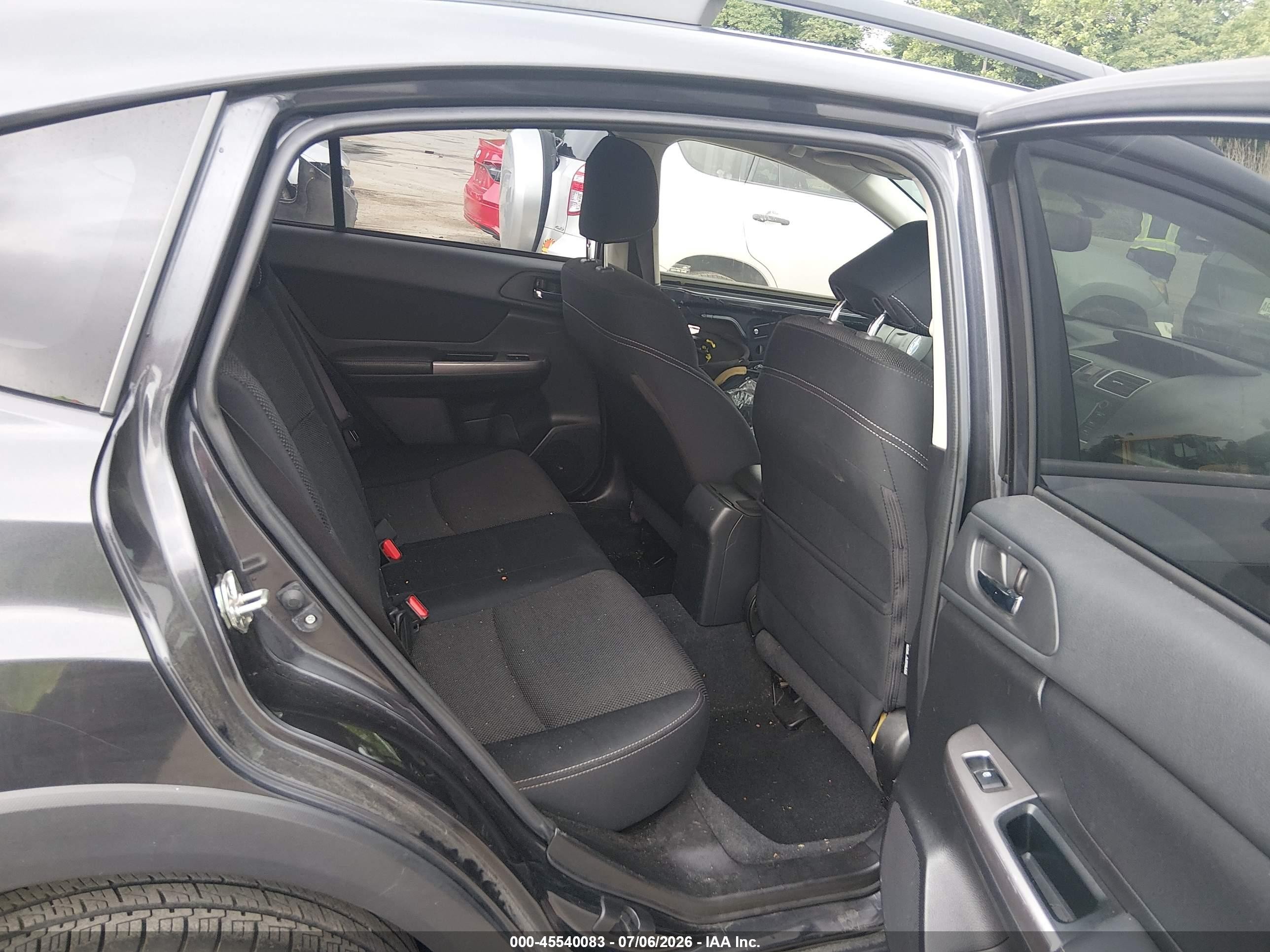 2015 Subaru Xv Crosstrek 2.0i Premium Gray vin: JF2GPADC9FH246822