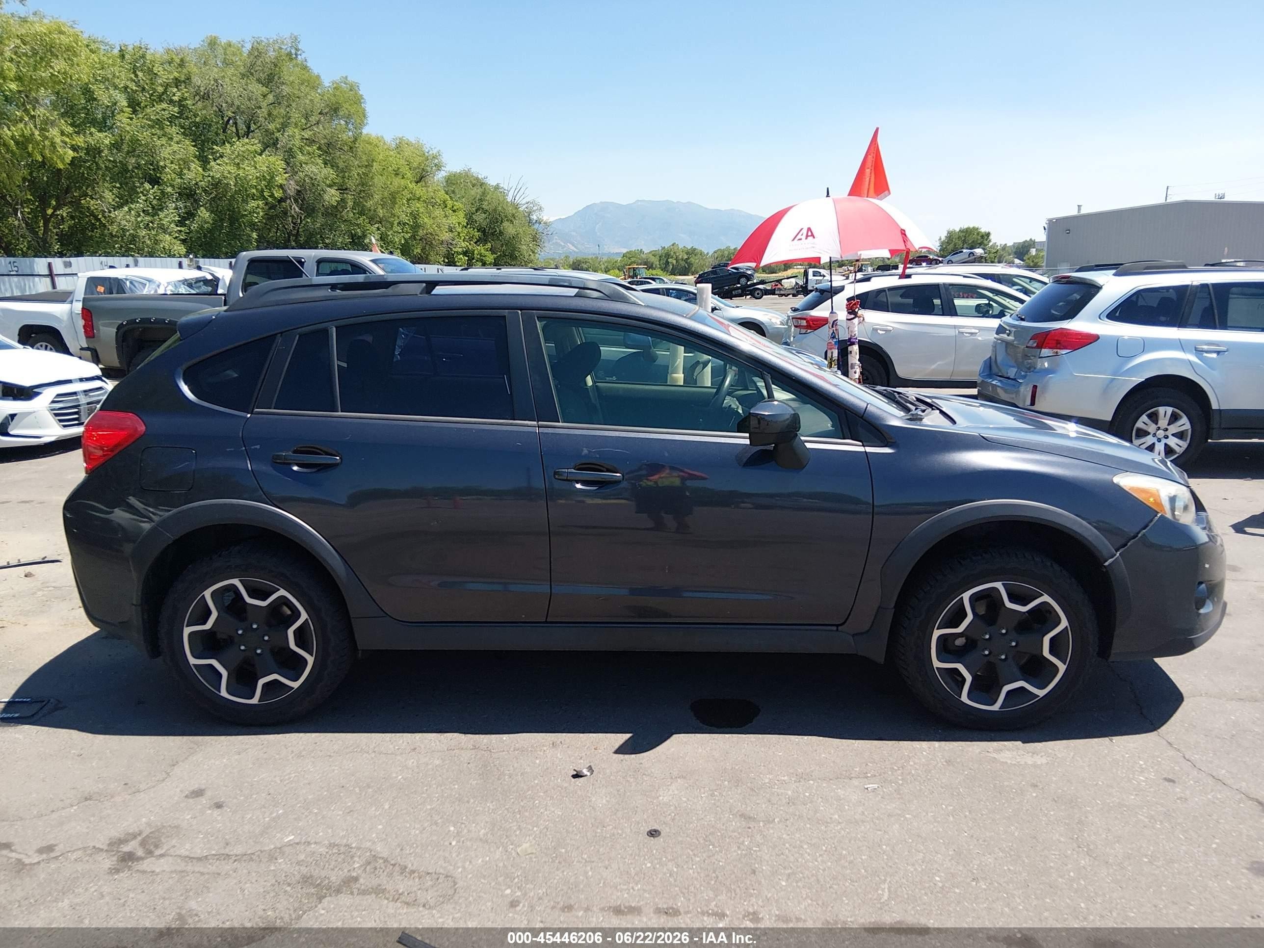 2015 Subaru Xv Crosstrek 2.0i Premium Gray vin: JF2GPAFC6FH212530