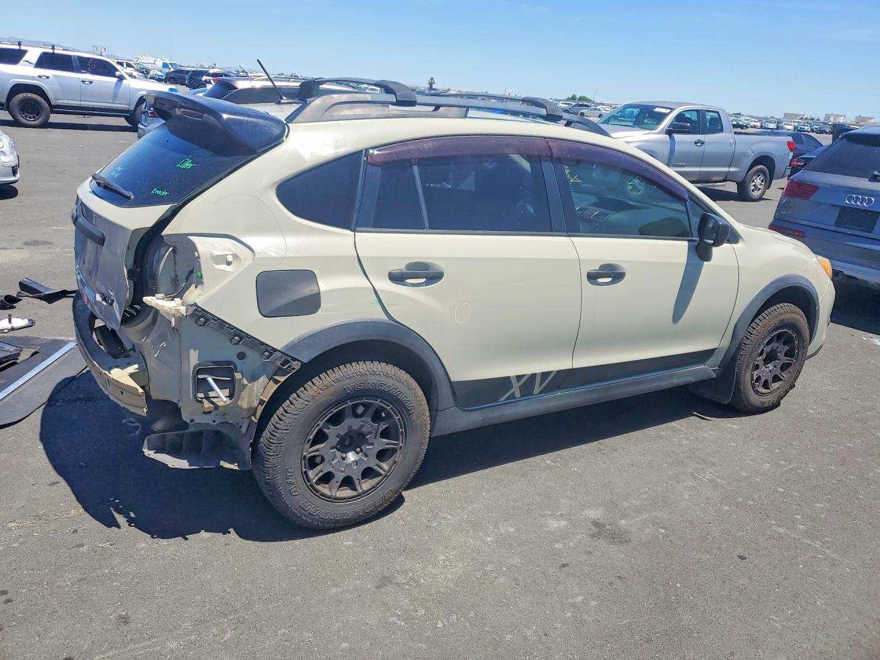 2015 Subaru Xv Crosstrek 2.0 Premium Beige vin: JF2GPAFC7F8237209