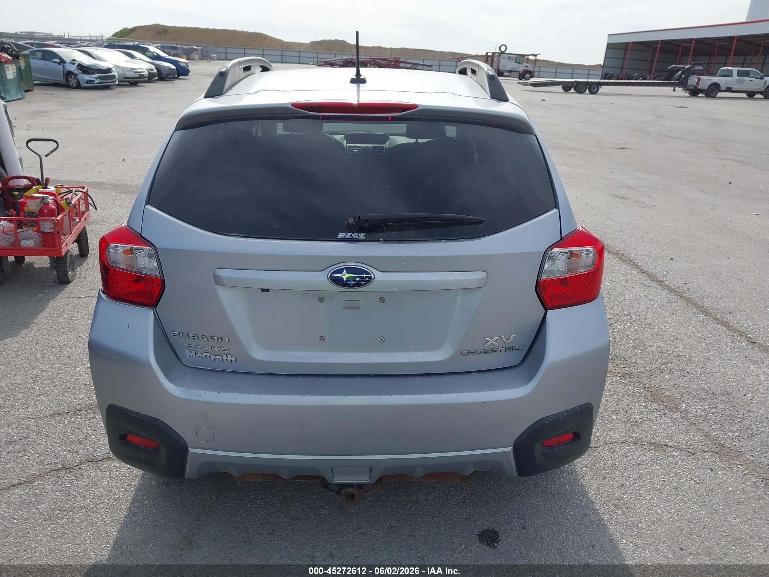 2015 Subaru Xv Crosstrek 2.0i Premium Silver vin: JF2GPAFC8F8228812