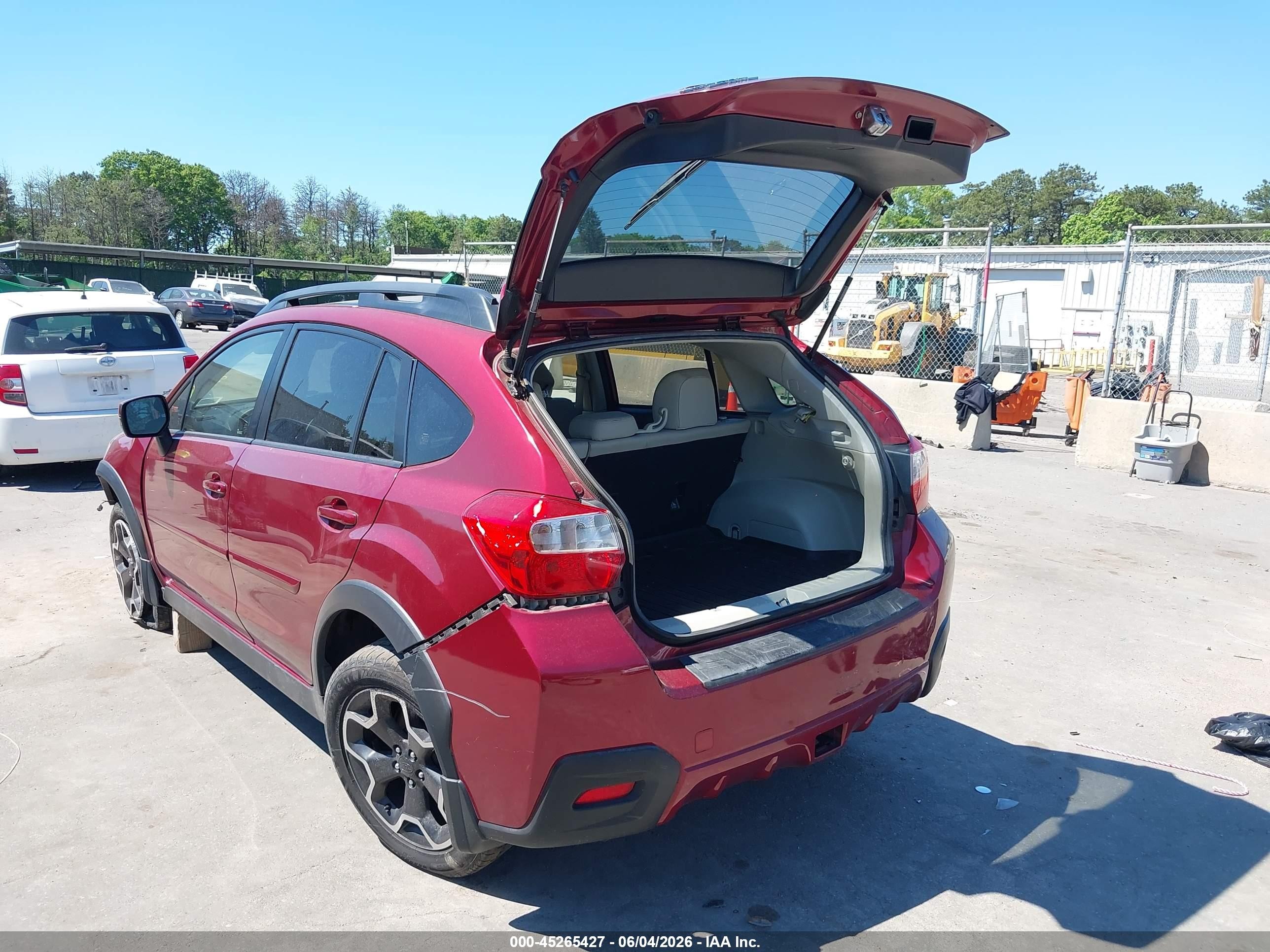 2013 Subaru Xv Crosstrek 2.0i Limited Red vin: JF2GPAGC0DH877726