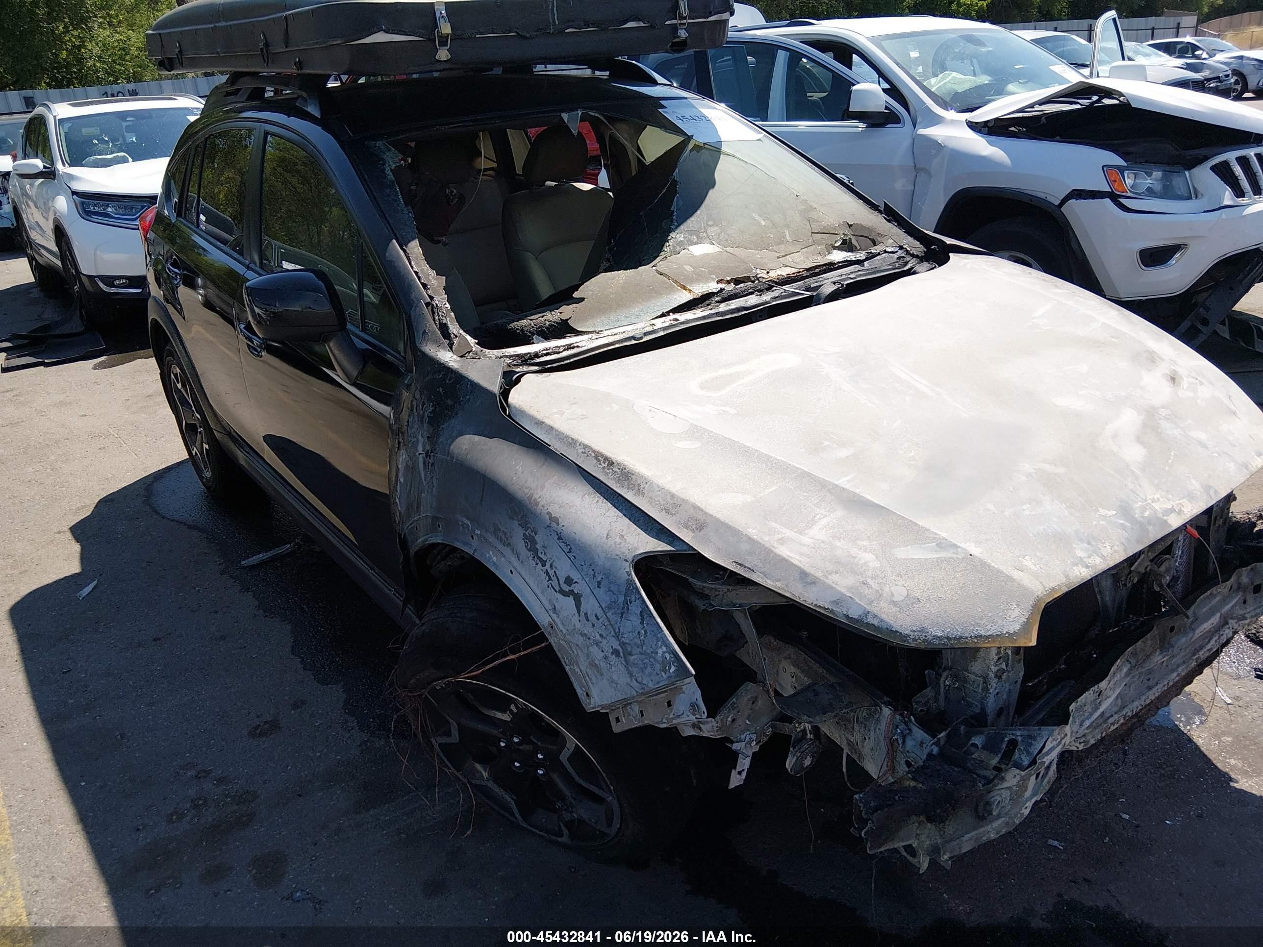 2014 Subaru Xv Crosstrek 2.0i Limited Black vin: JF2GPAGC0E8296860