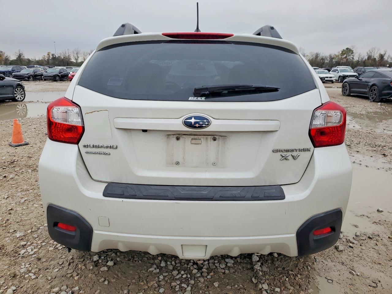 2014 Subaru Xv Crosstrek 2.0 Limited White vin: JF2GPAGC0E8310644