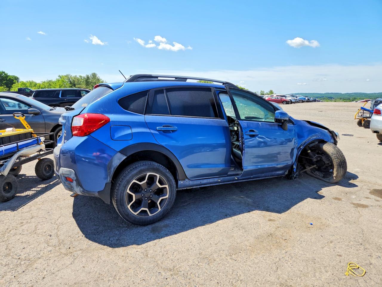 2014 Subaru Xv Crosstrek 2.0 Limited Blue vin: JF2GPAGC0EH342557