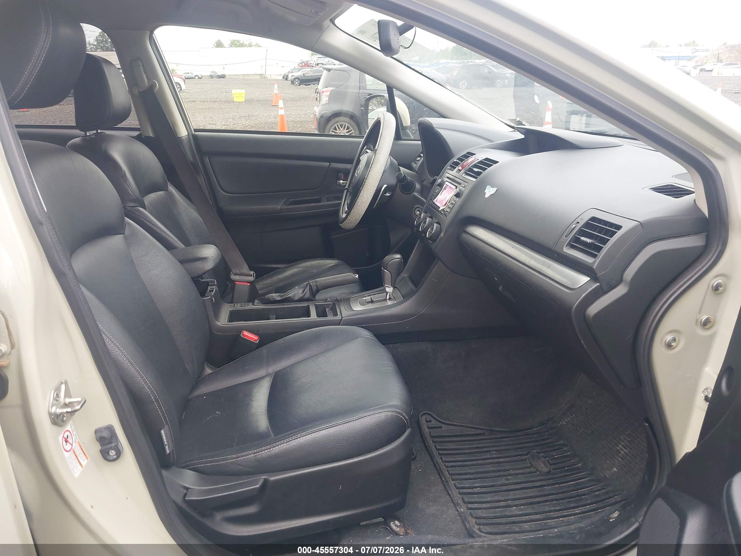 2013 Subaru Xv Crosstrek 2.0i Limited Cream vin: JF2GPAGC1D2820891