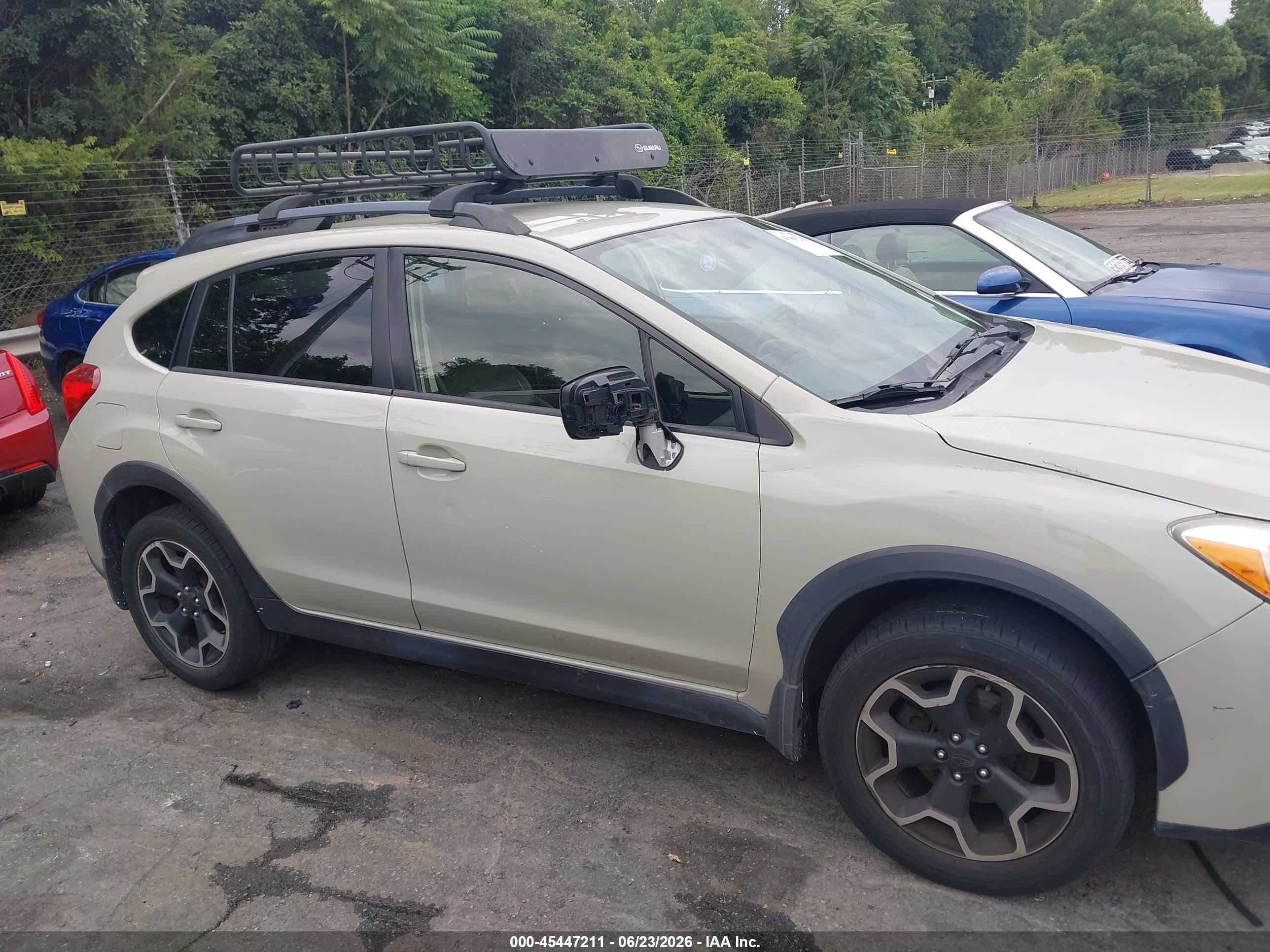 2014 Subaru Xv Crosstrek 2.0i Limited Cream vin: JF2GPAGC1E8205742