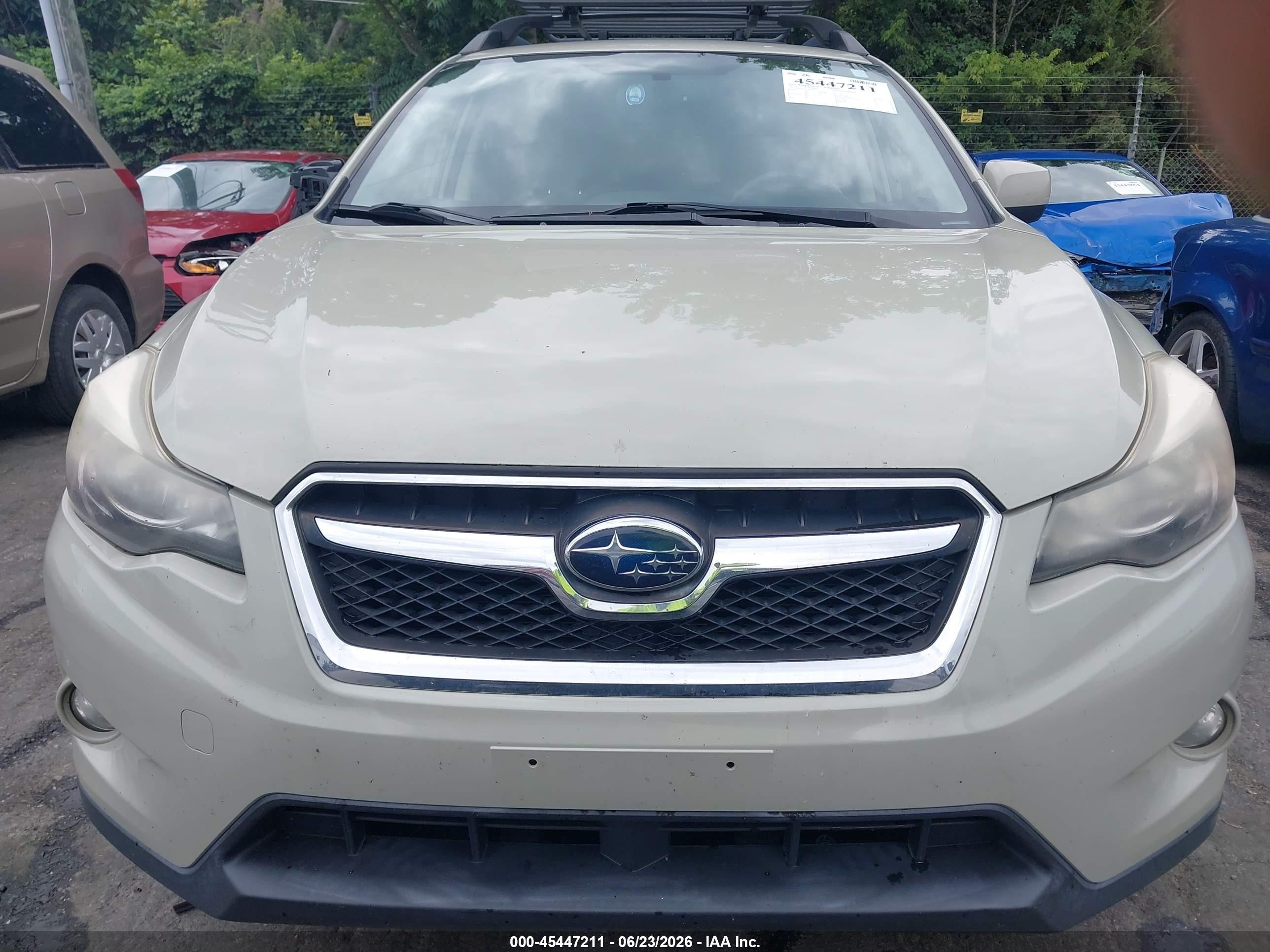 2014 Subaru Xv Crosstrek 2.0i Limited Cream vin: JF2GPAGC1E8205742