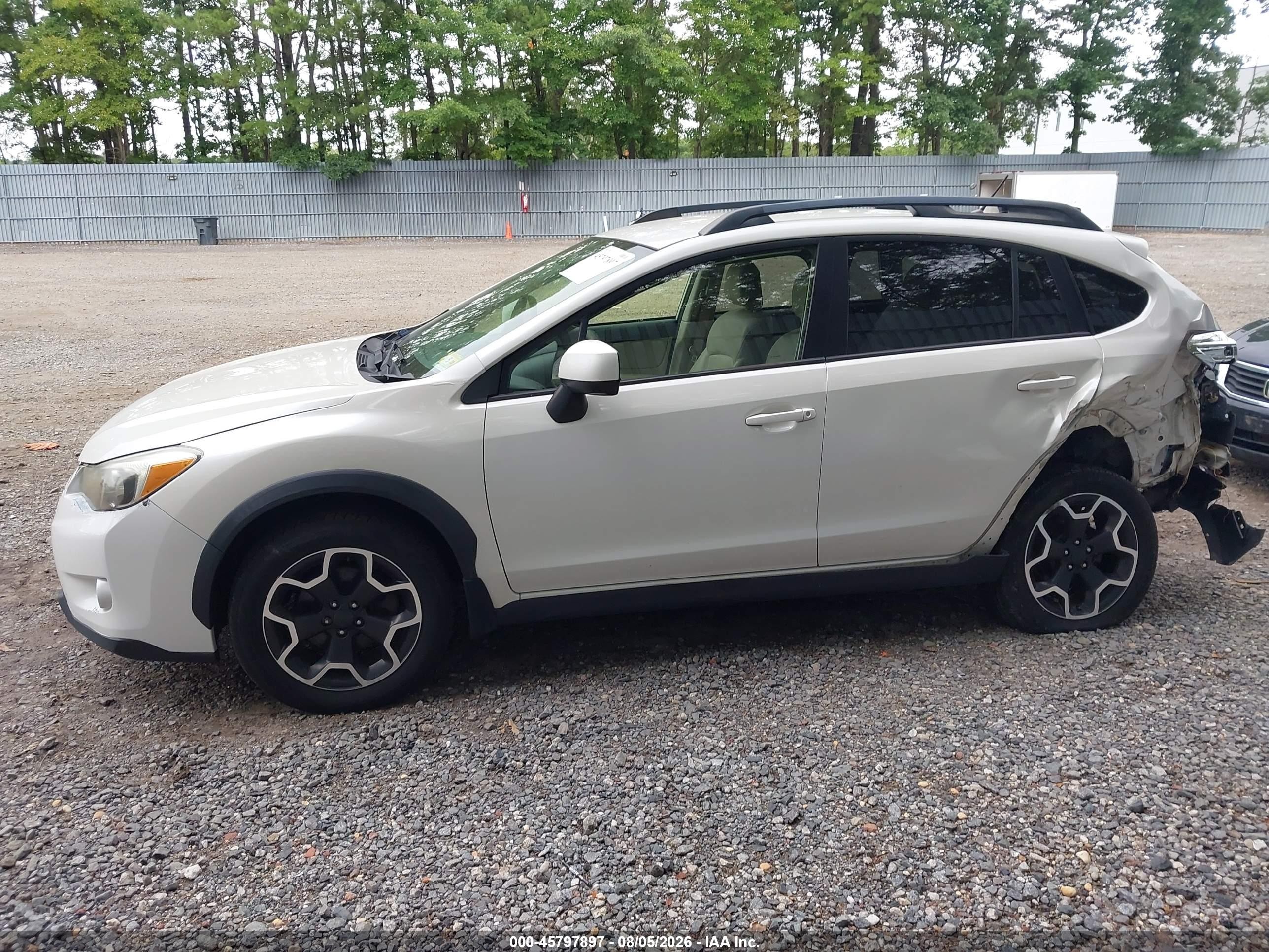 2014 Subaru Xv Crosstrek 2.0i Limited White vin: JF2GPAGC1E8288976
