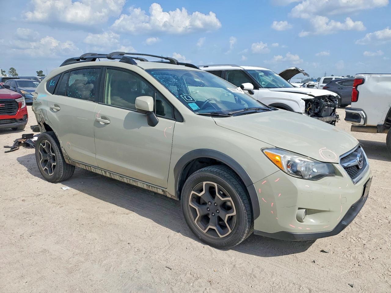 2014 Subaru Xv Crosstrek 2.0 Limited Beige vin: JF2GPAGC1E8341093