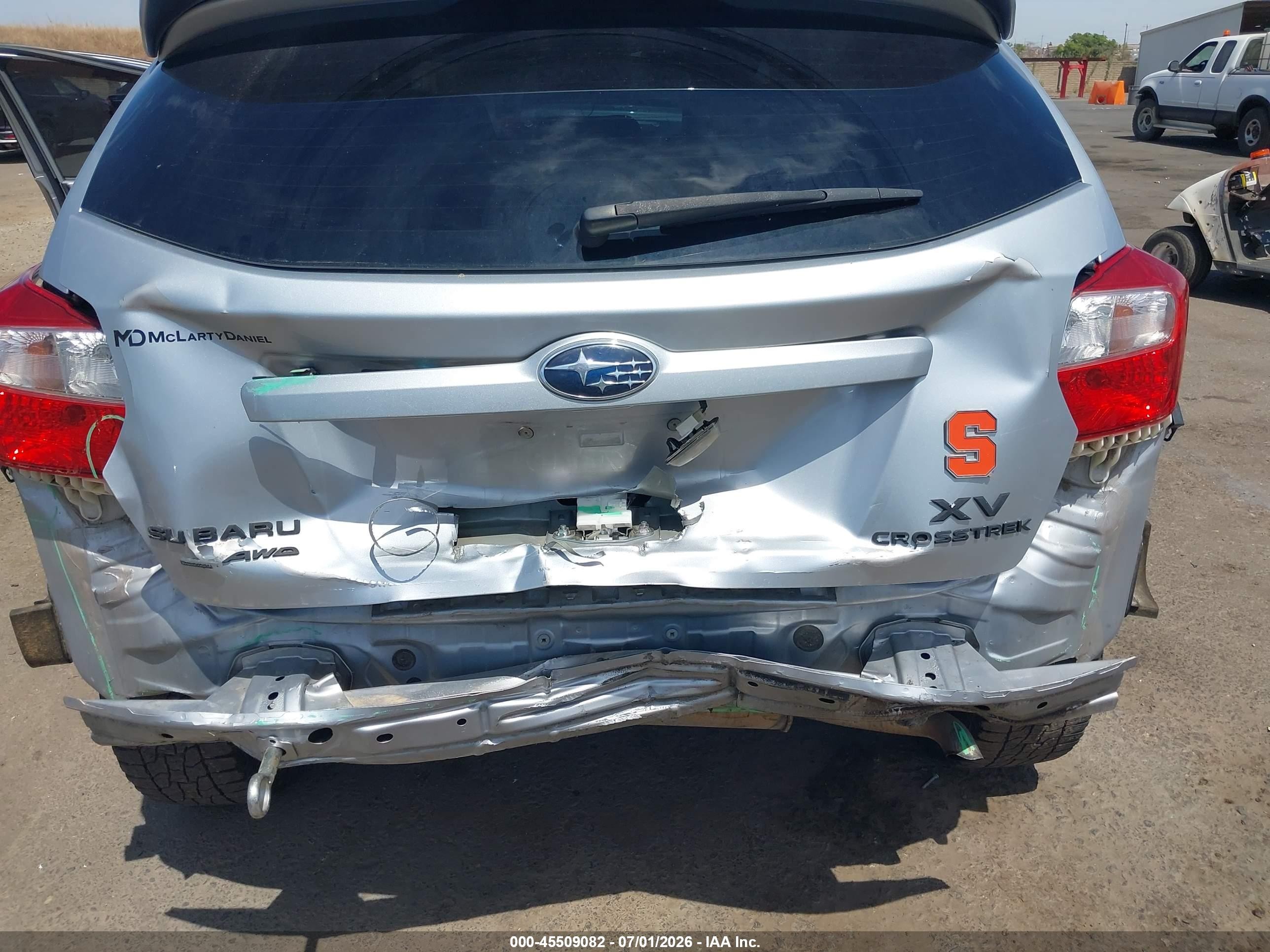 2014 Subaru Xv Crosstrek 2.0i Limited Blue vin: JF2GPAGC1EH325377
